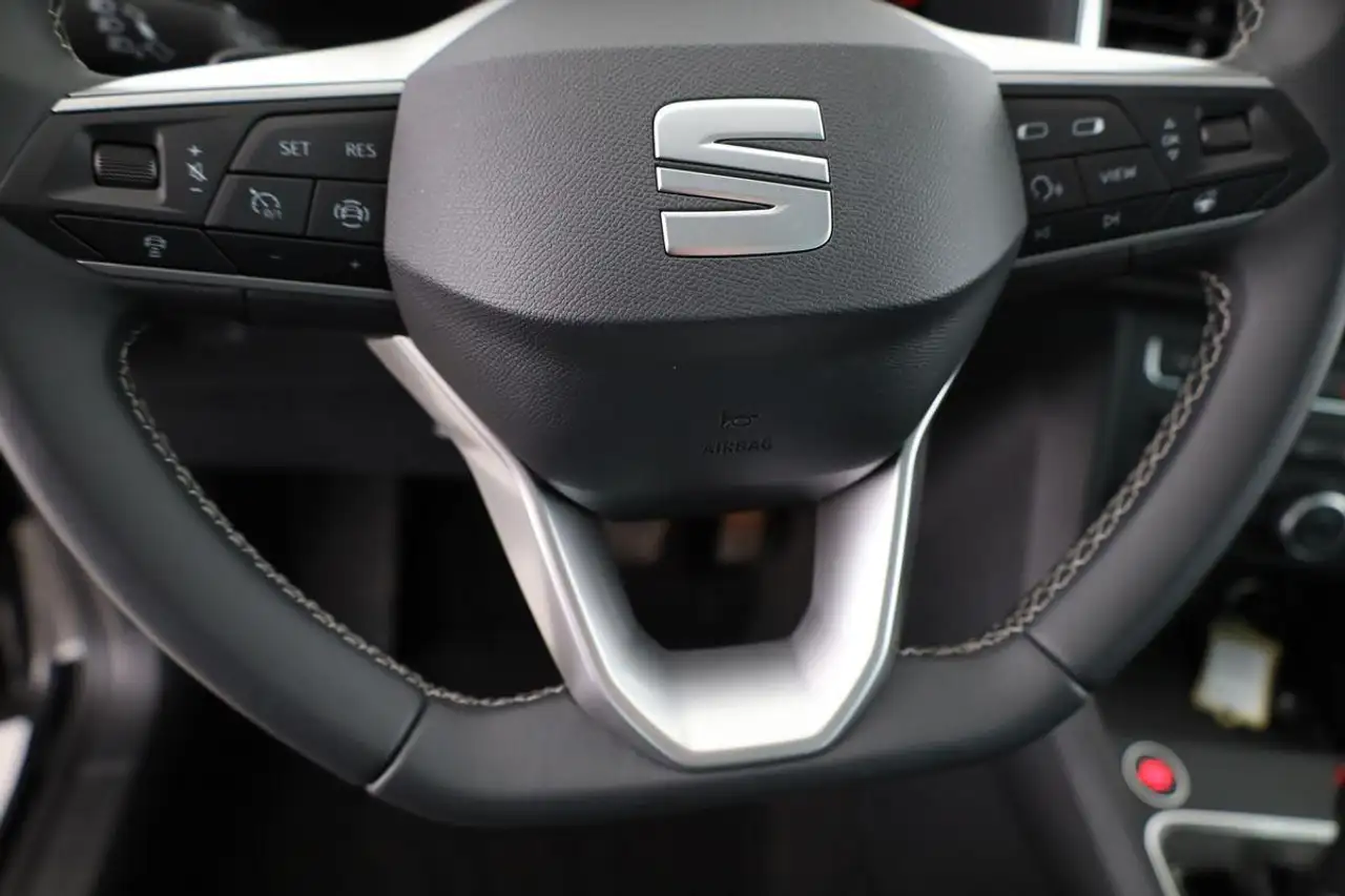 SEAT Ateca 1.5 TSI DSG Style, AHK, Navi, Kamera, el. Klappe 8