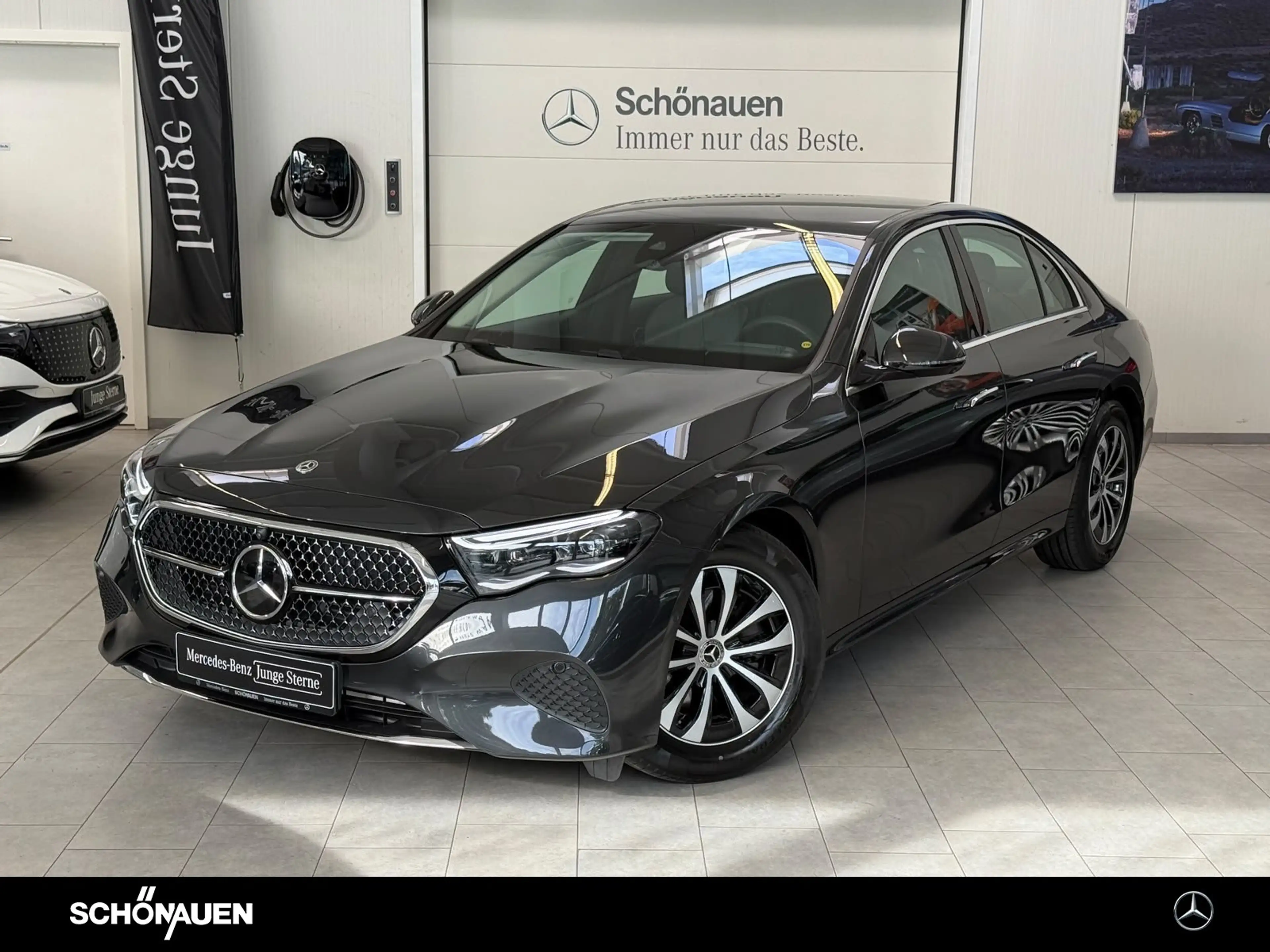 Mercedes-Benz E 220 d Avantgarde DISTR+AHK+MEMORY+360°+KEYLESS