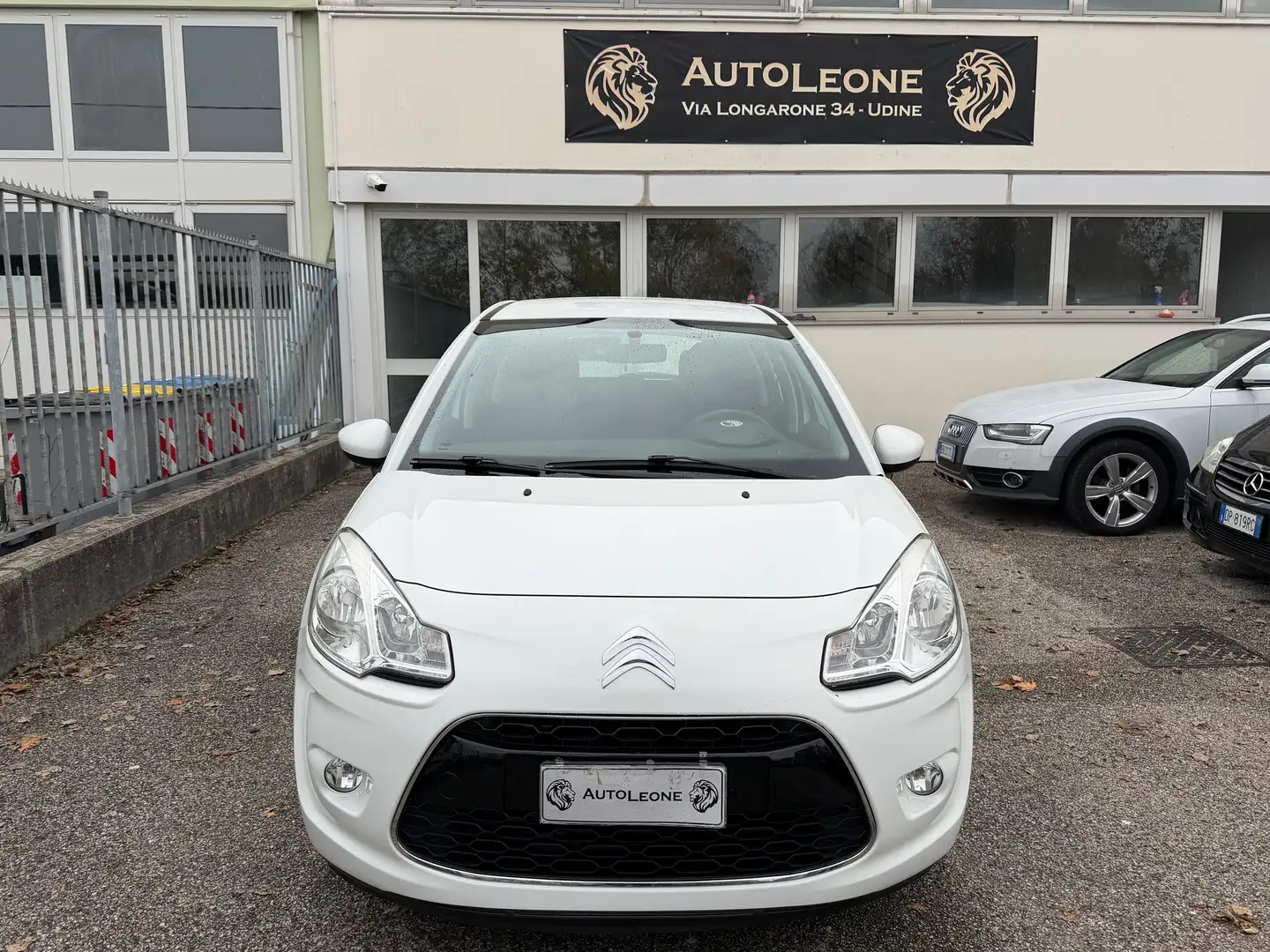 Citroen C3 1.1 Exclusive Style FRIZIONE NUOVA - OK NEOPATENTI Bianco - 2