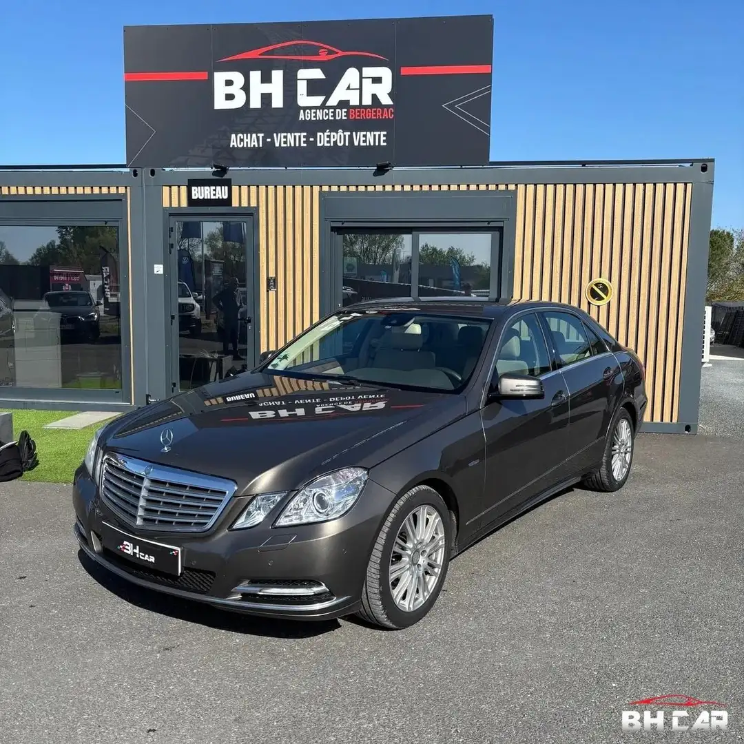 Mercedes-Benz E 350 3.0 350 cdi 265 blueefficiency elegance executive - 1