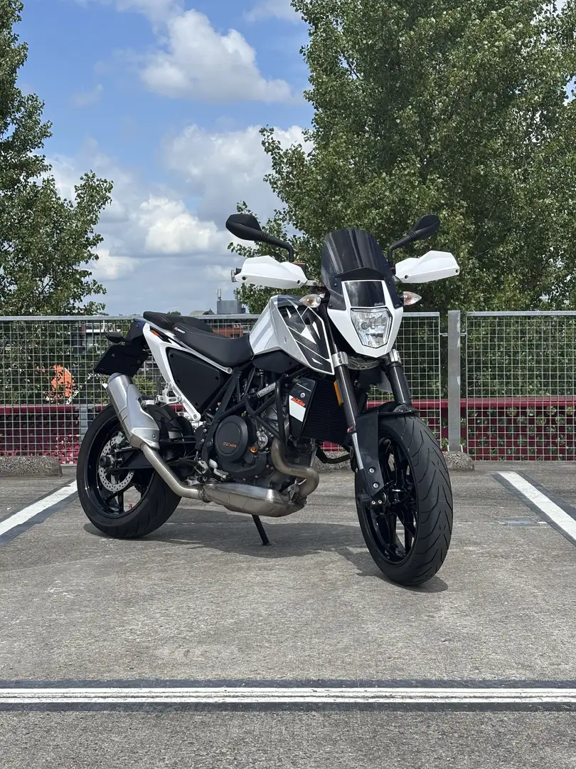 KTM 690 Duke 2016 Wit - 1