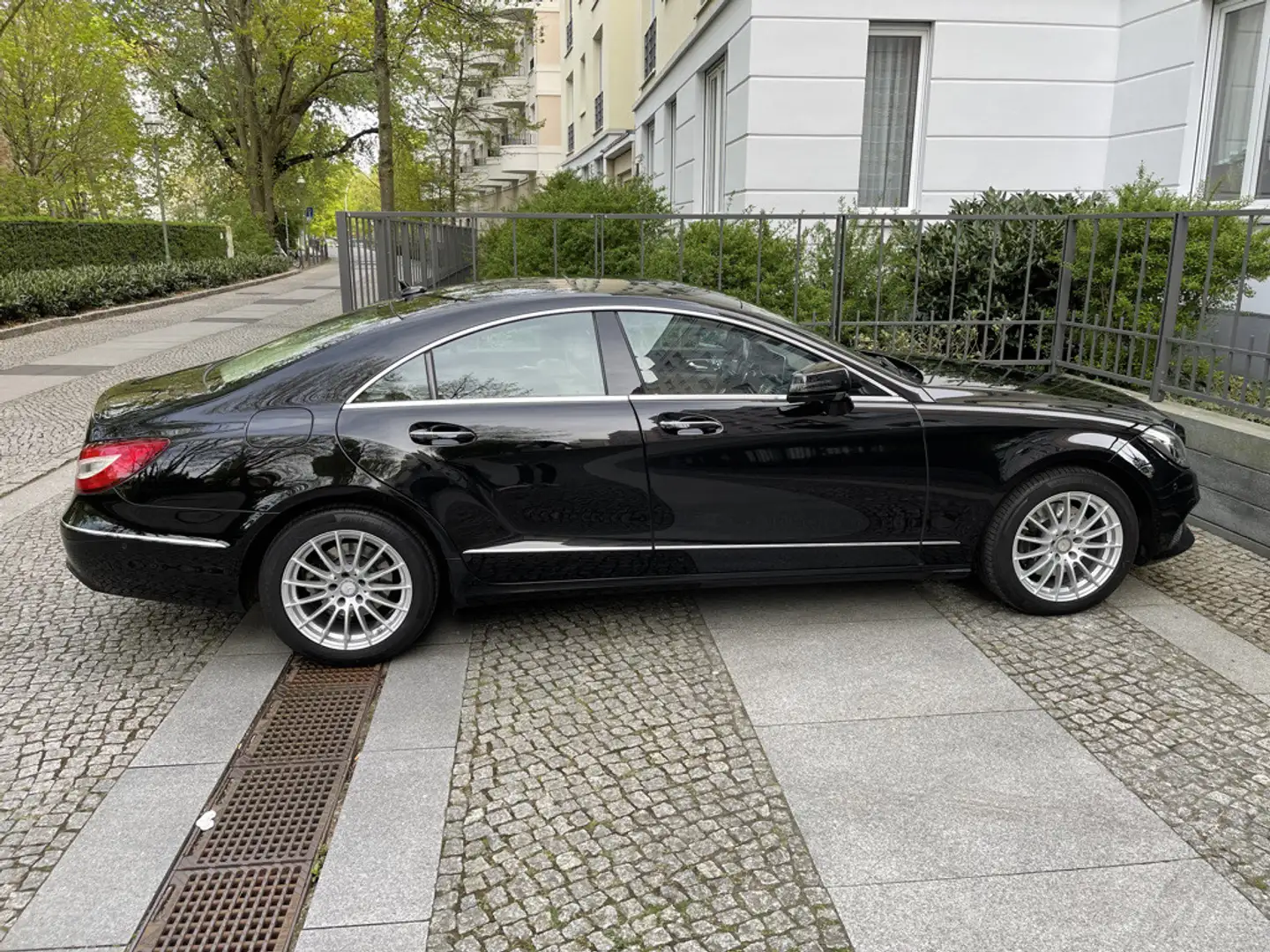 Mercedes-Benz CLS 350 d 4Matic 9G-TRONIC Final Edition - 1