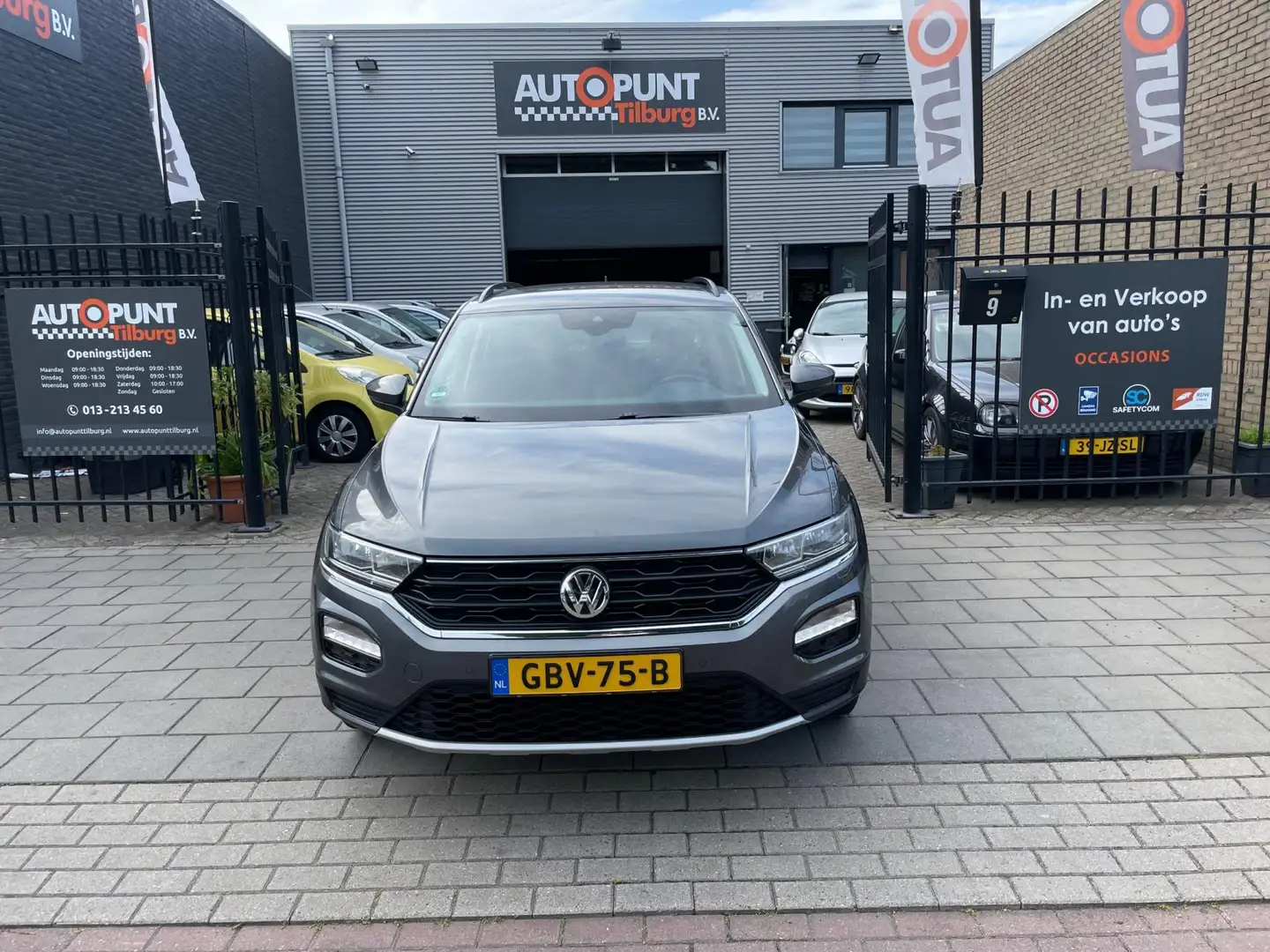 Volkswagen T-Roc 1.0 TSI Airco Navi PDC NAP APK Grijs - 2