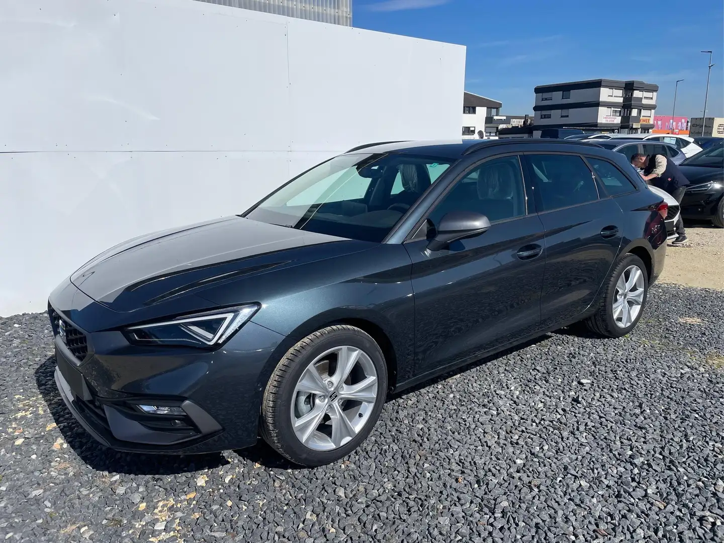 SEAT Leon Sportstourer FR 1.5 eTSI DSG MATRIX NAVI SHZ AC... Gris - 1