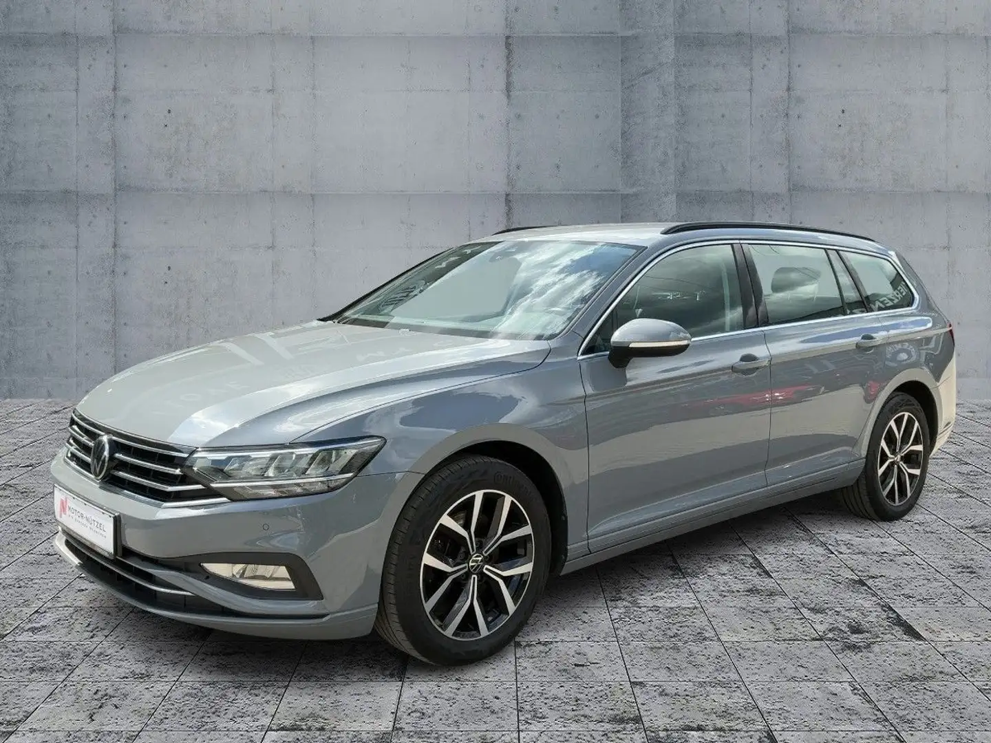 Volkswagen Passat Variant 2.0 TDI BUSINESS LED+NAV+AHK+APP Grau - 2