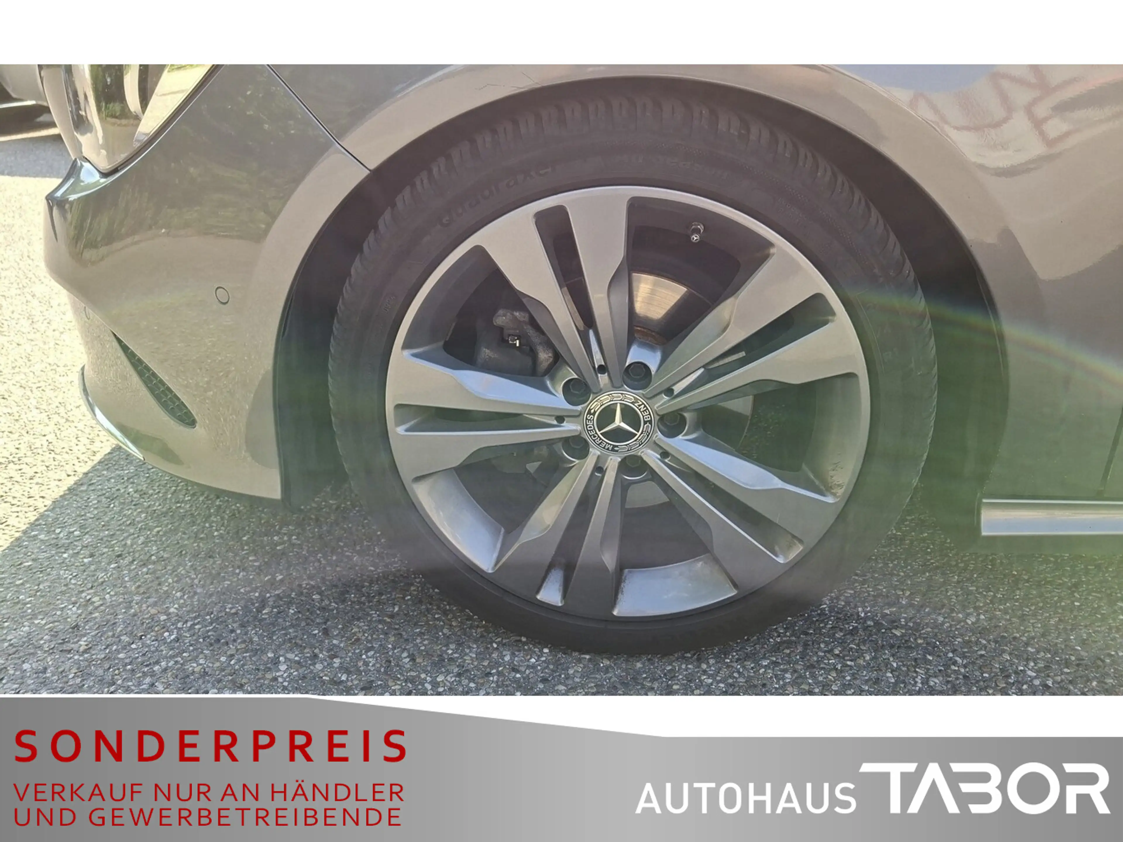 Mercedes-Benz CLA 200 200 d Aut SB Urban Nav Pano ParkAss RFK LED — photo 14