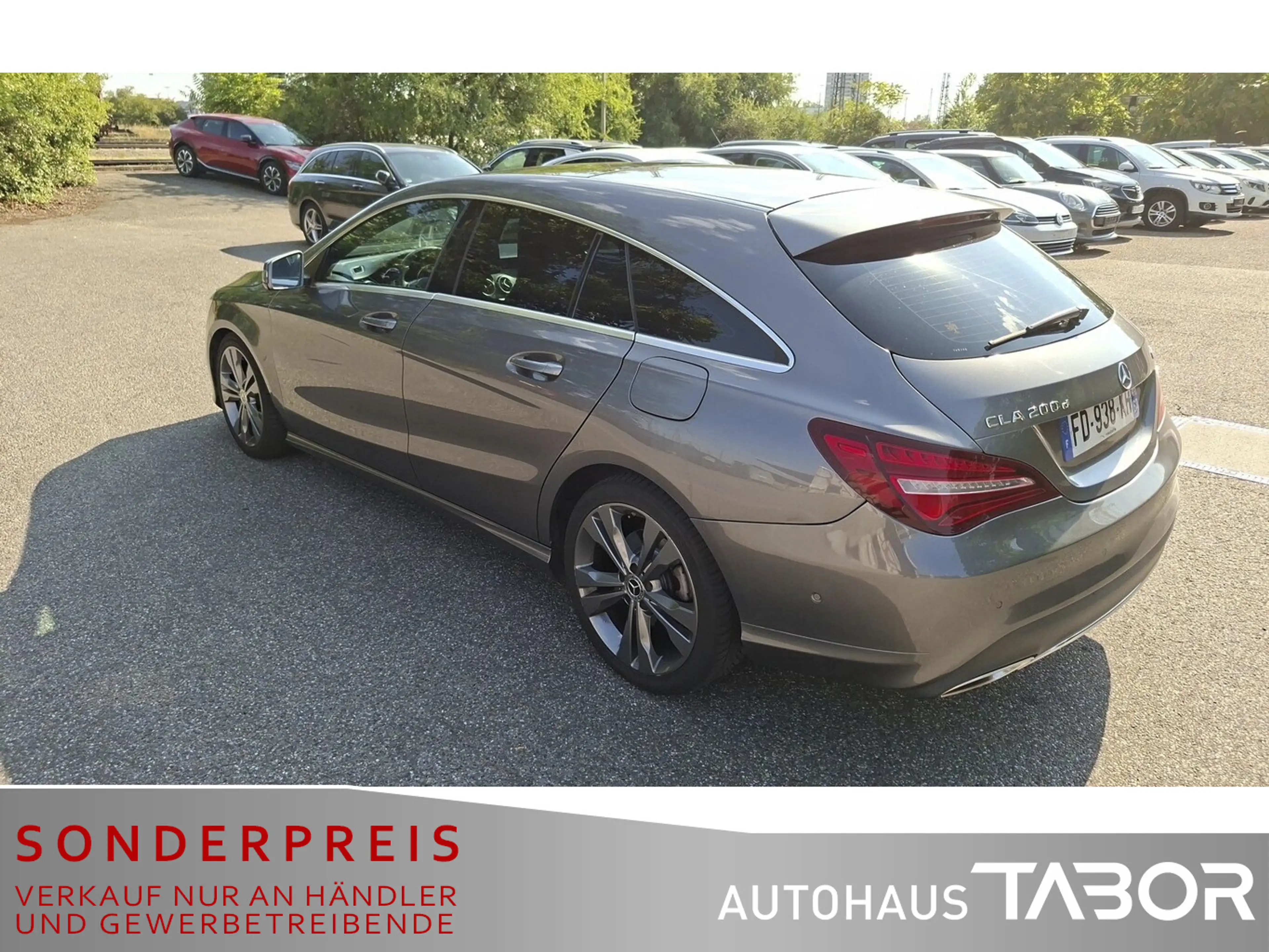 Mercedes-Benz CLA 200 200 d Aut SB Urban Nav Pano ParkAss RFK LED — photo 4