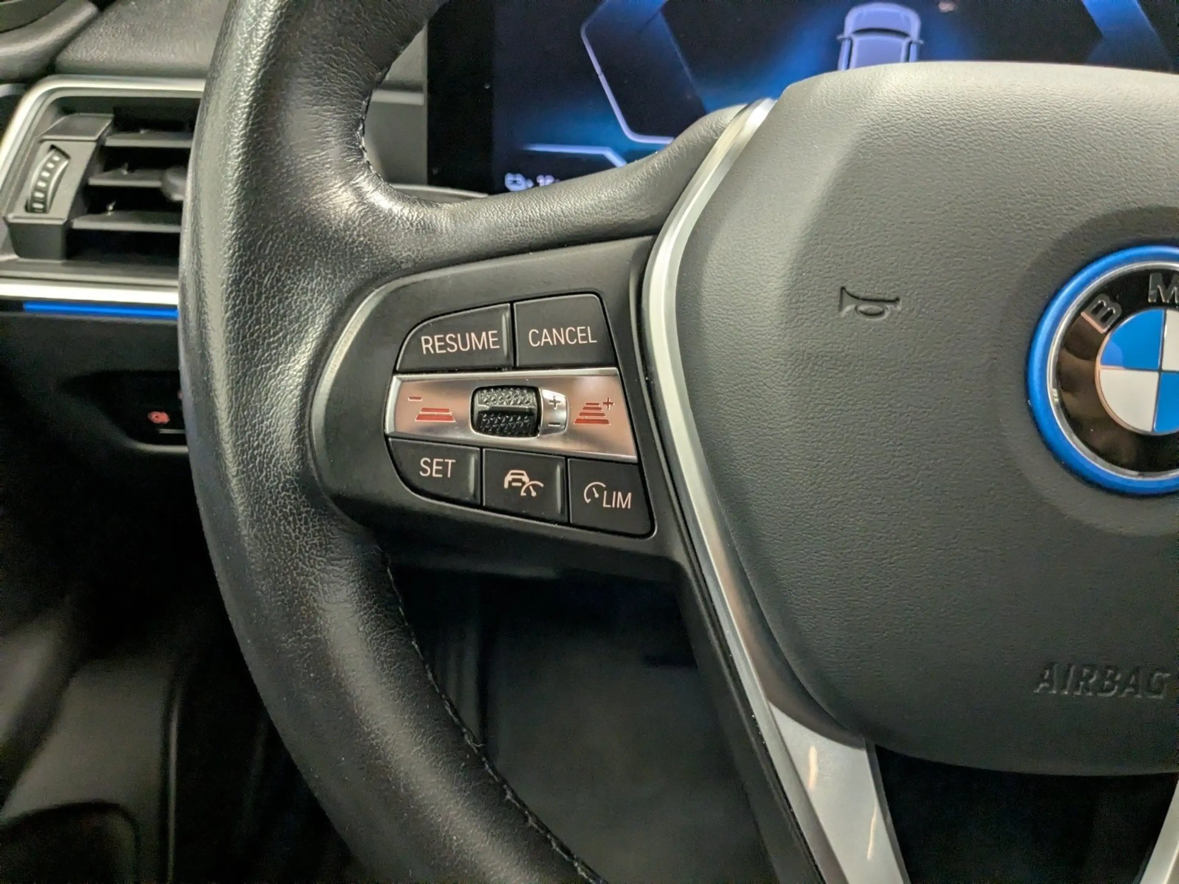 BMW i4 eDrive35 DA PA HiFi 18'' DAB LED Komfortzugang — photo 14