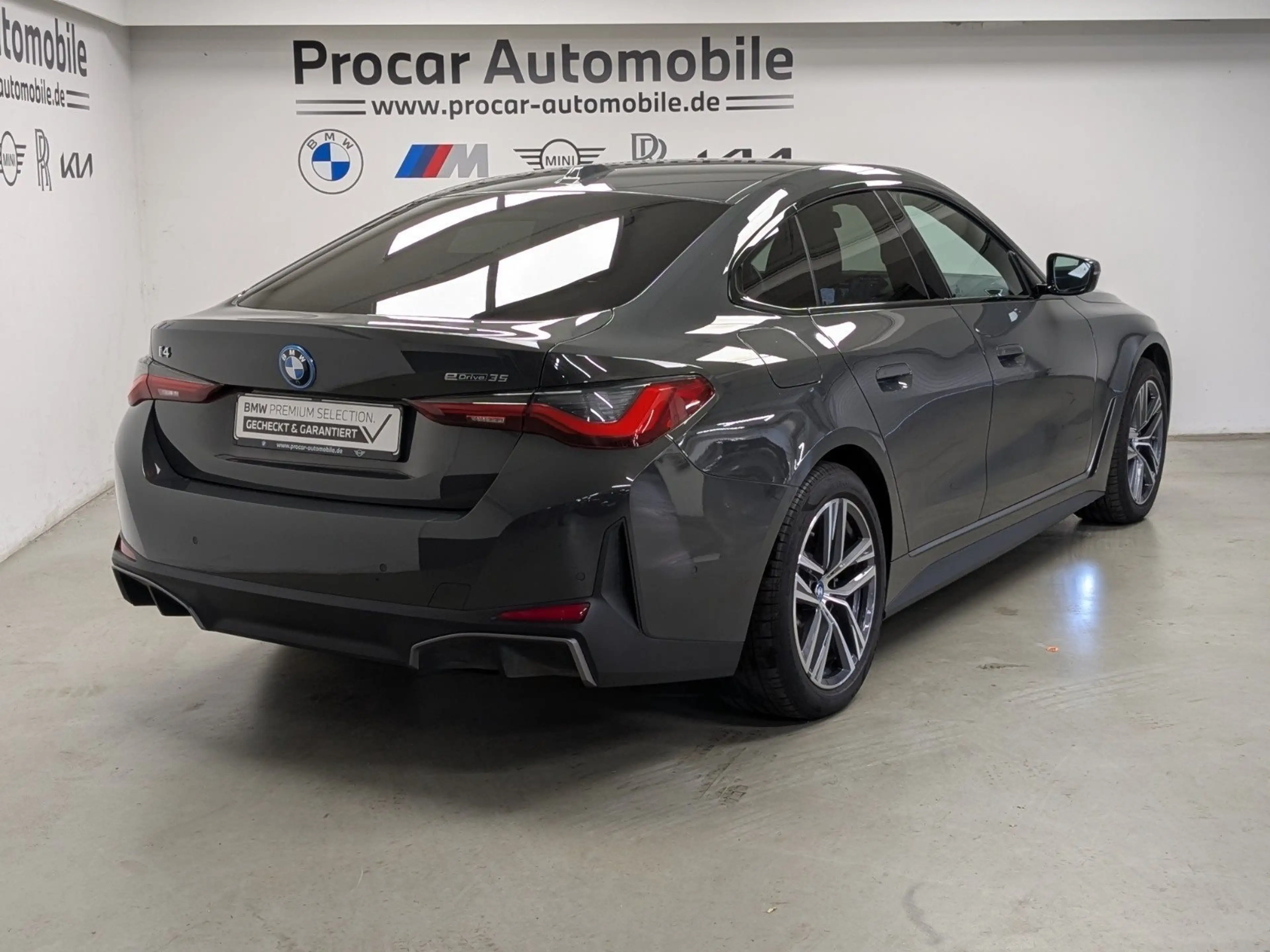 BMW i4 eDrive35 DA PA HiFi 18'' DAB LED Komfortzugang — photo 4