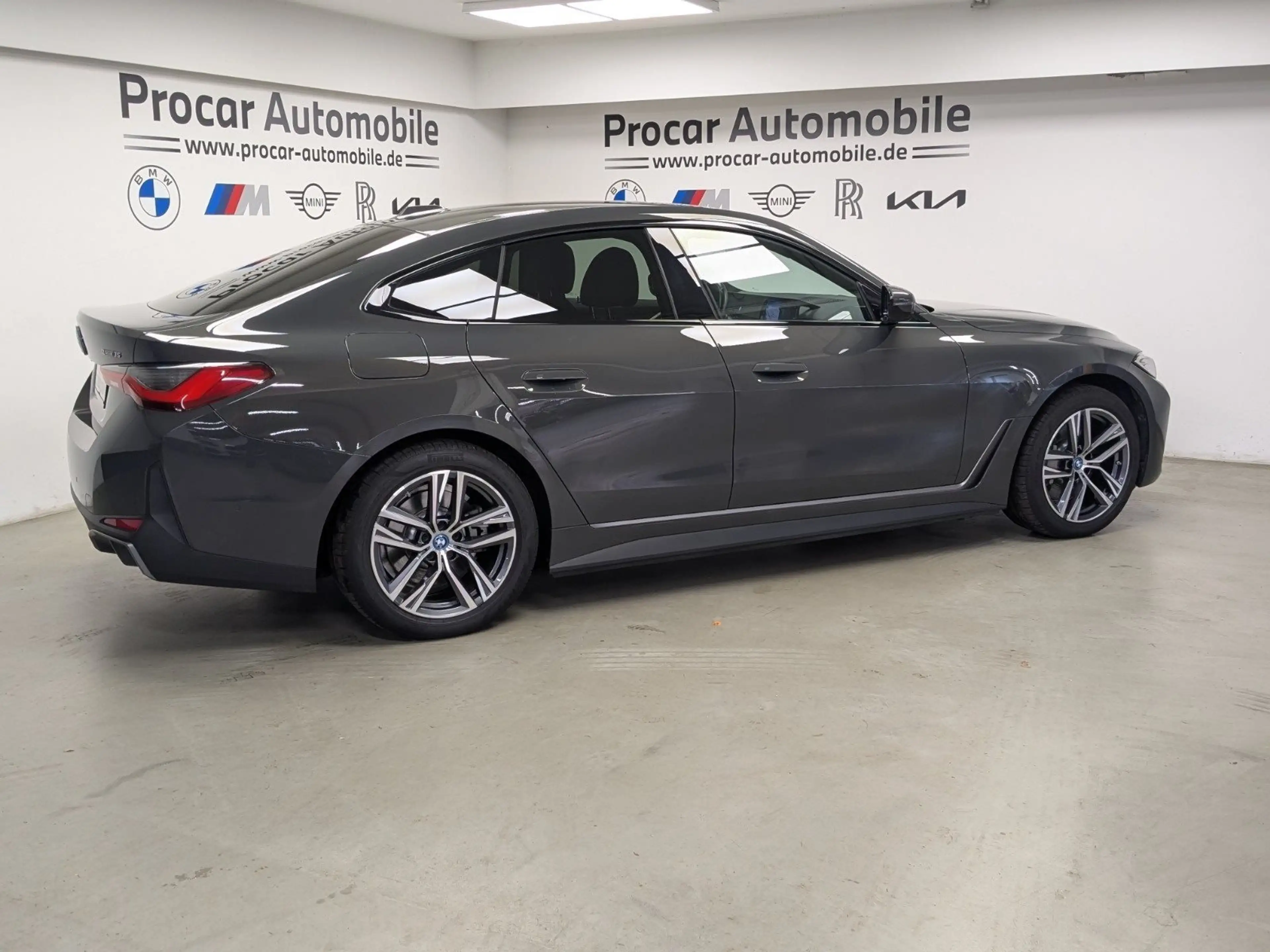 BMW i4 eDrive35 DA PA HiFi 18'' DAB LED Komfortzugang — photo 5