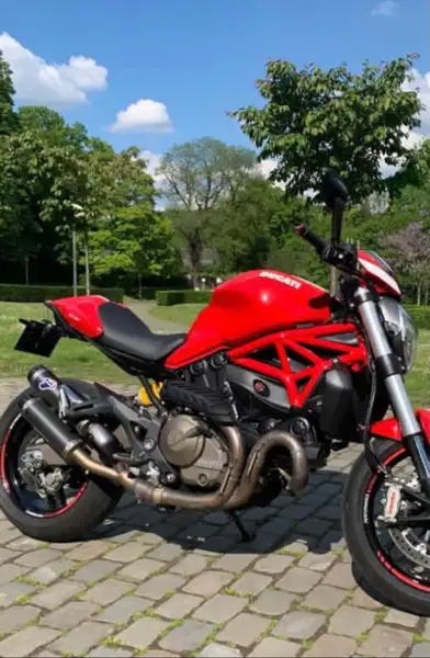 Ducati Monster 821 - foto 4