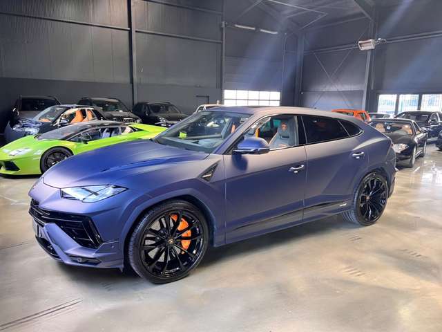 Imagine Lamborghini Urus S BIG CARBON/BI-COLOR ORANGE/MAGNO/Prod2024