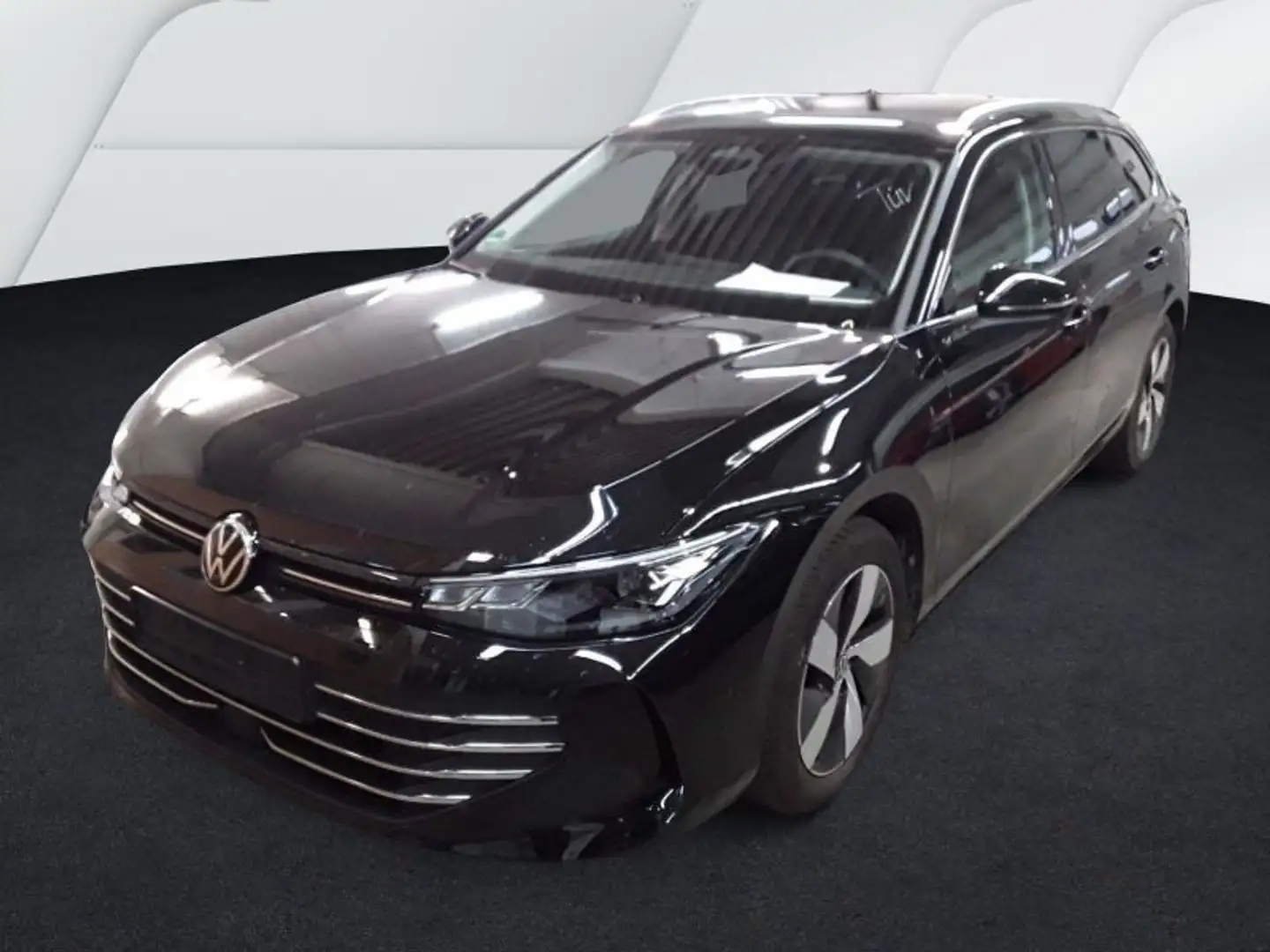 Volkswagen Passat Variant 1.5 e-TSI DSG Business AHK IQ.Dri Schwarz - 2