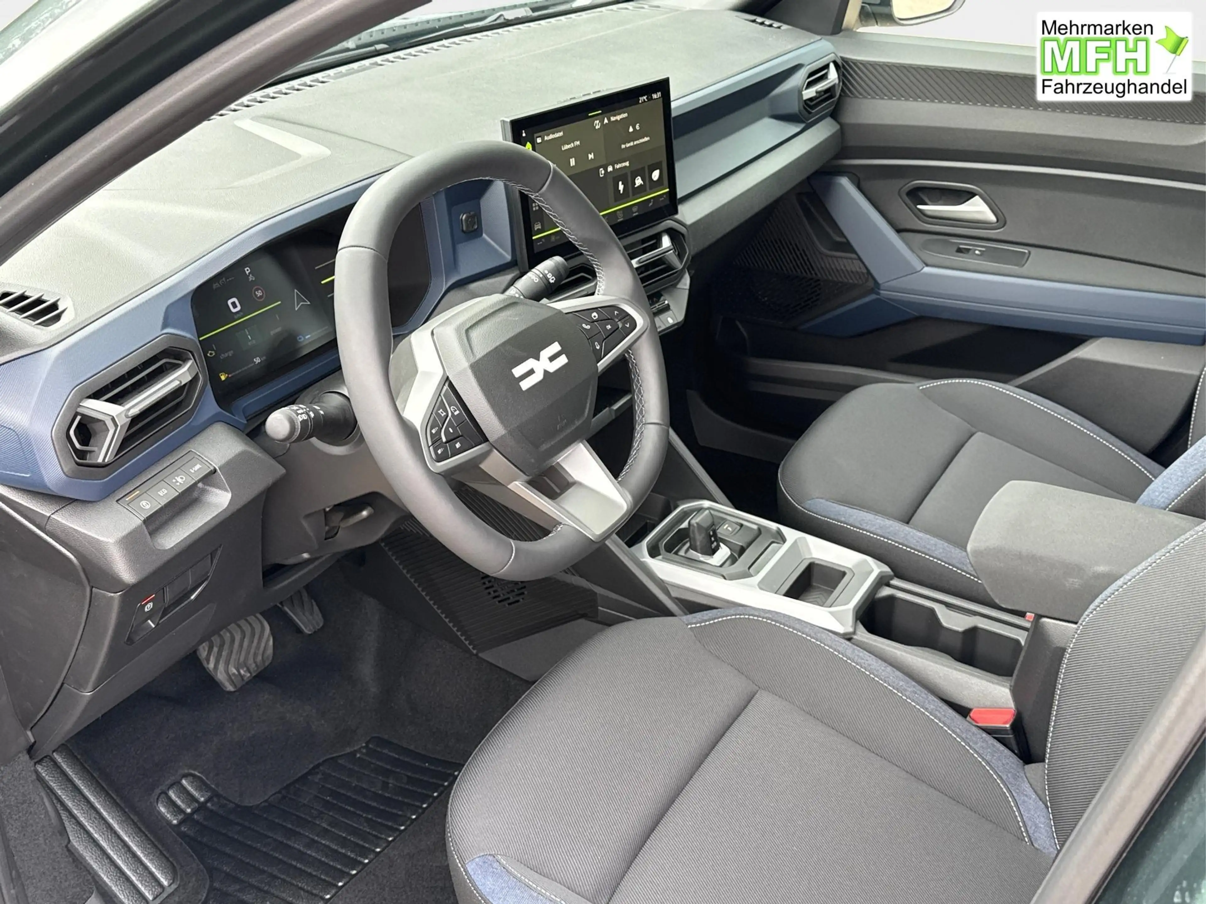 Dacia Bigster Expression SHZ+KLIMA+PDC+KAMERA+LED+17" ALU Hyb... — photo 9