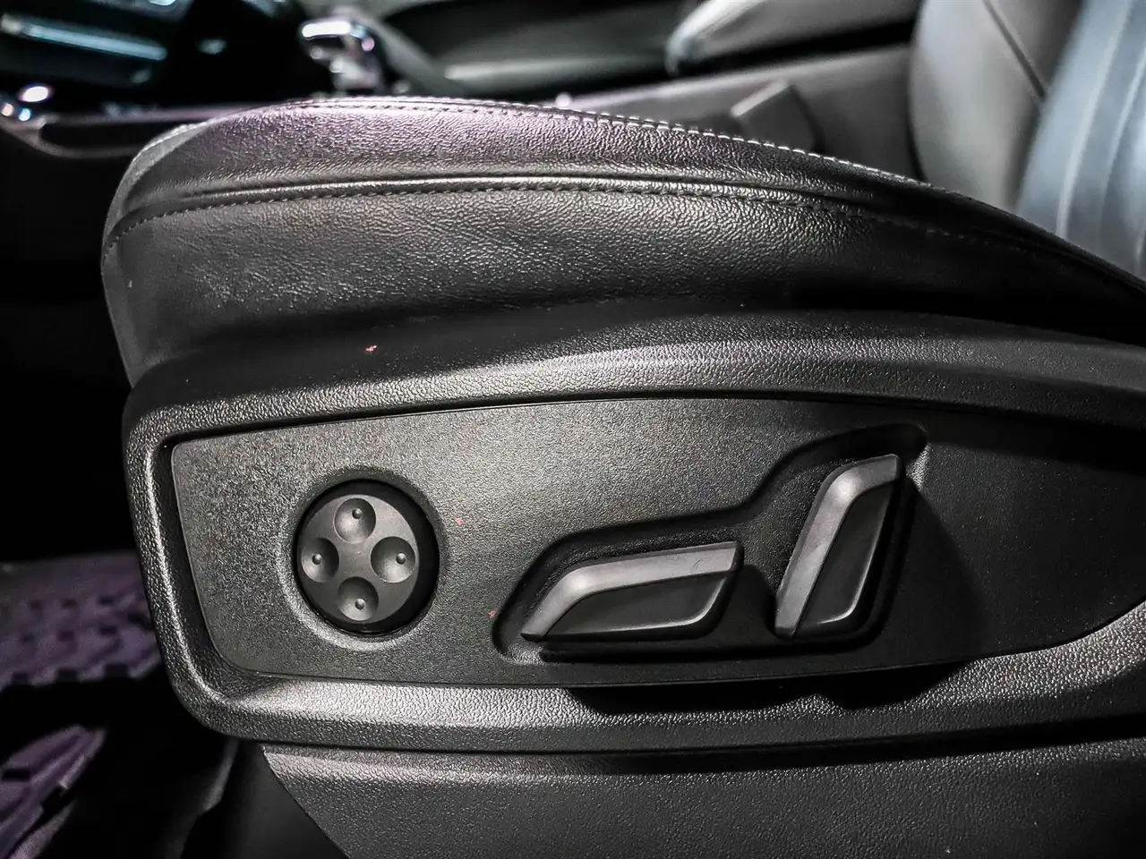 Audi Q5 снимка Audi Q5