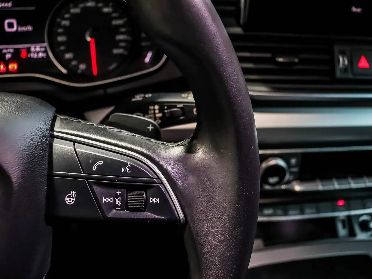 Audi Q5 снимка Audi Q5