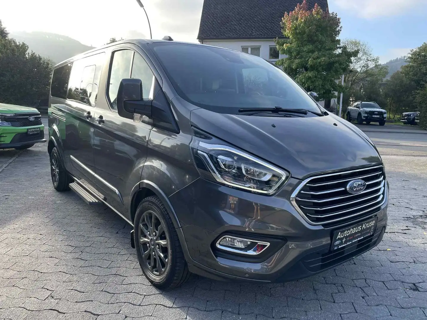 Ford Tourneo Custom 2.0l Titanium X L2 m. Standheiz. Grijs - 1