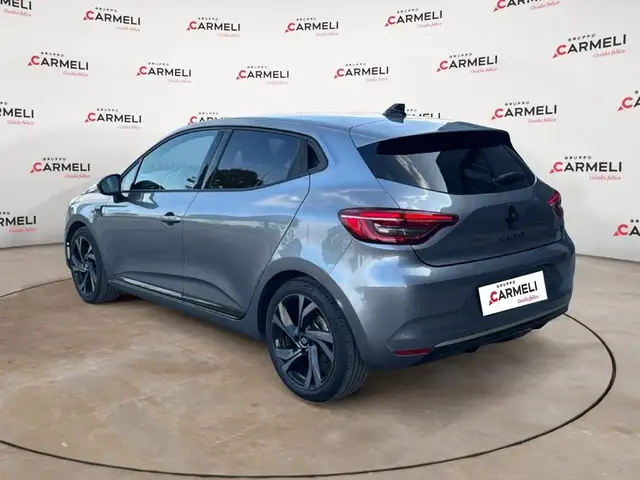 Renault Clio view 3