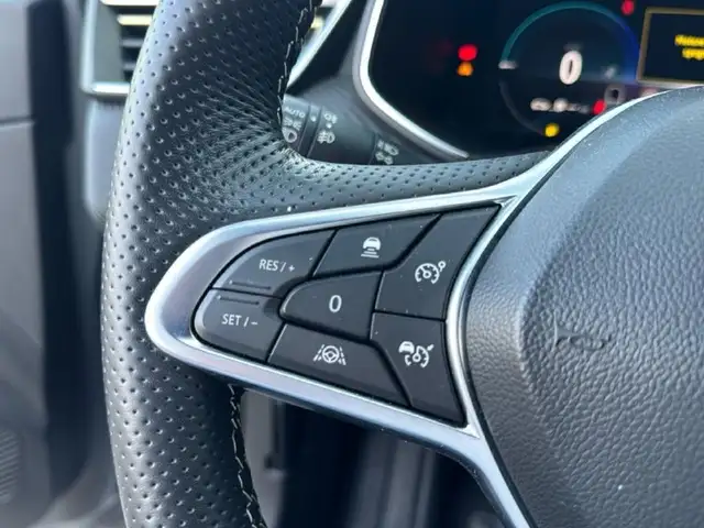 Renault Clio view 8