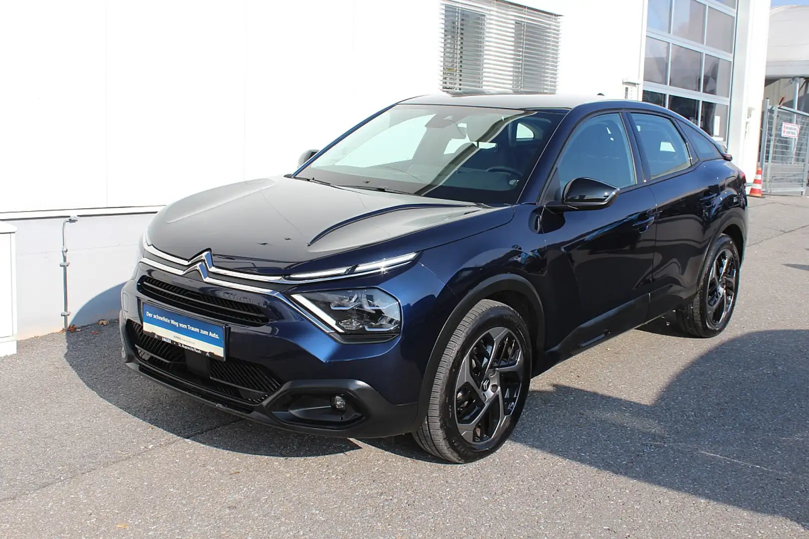 Citroen C4 PureTech 130 S&S 6-Gang-Manuell Plus Blau - 1