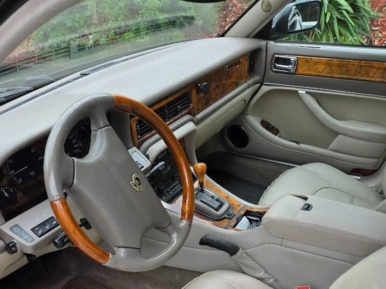 Jaguar Daimler Double Six Aut., foto 6
