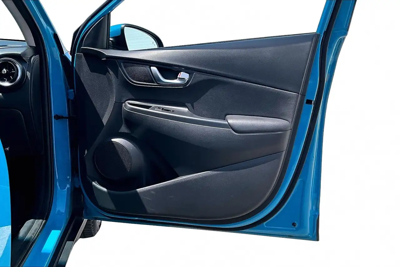 Hyundai KONA снимка Hyundai KONA