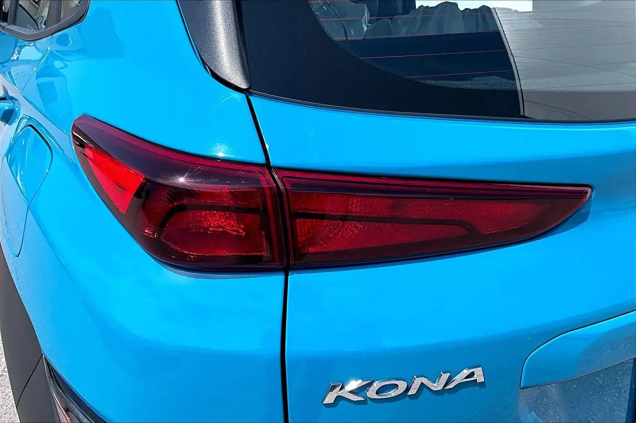 Hyundai KONA снимка Hyundai KONA