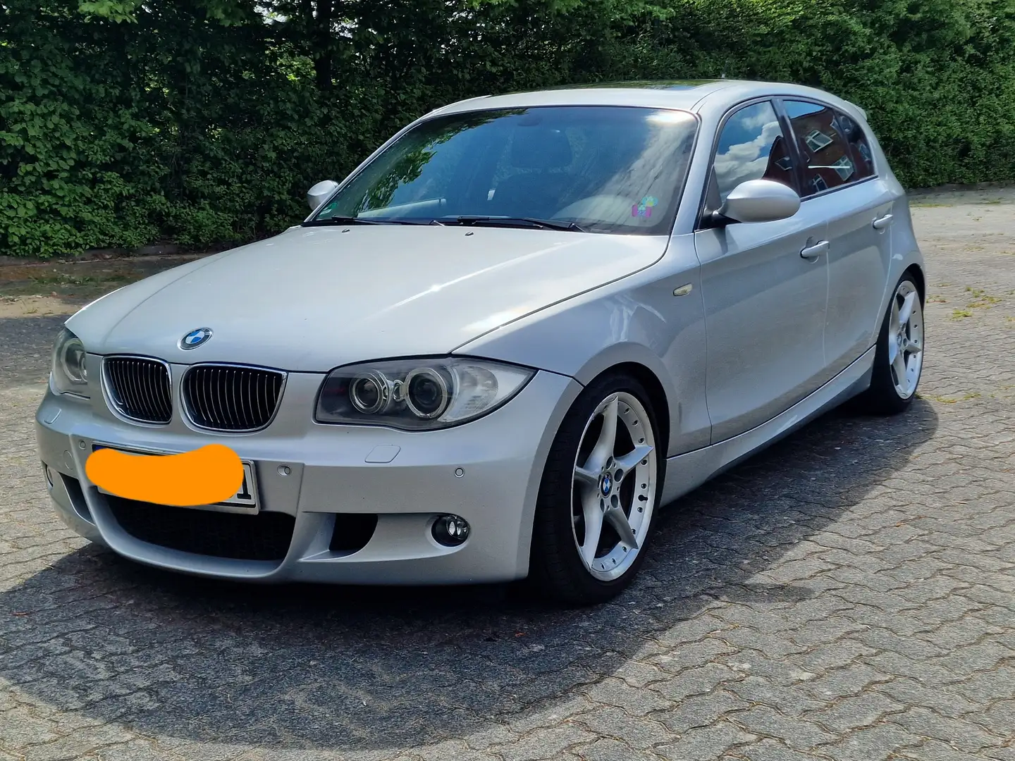 BMW 120 120d DPF Aut. Серебристый - 2