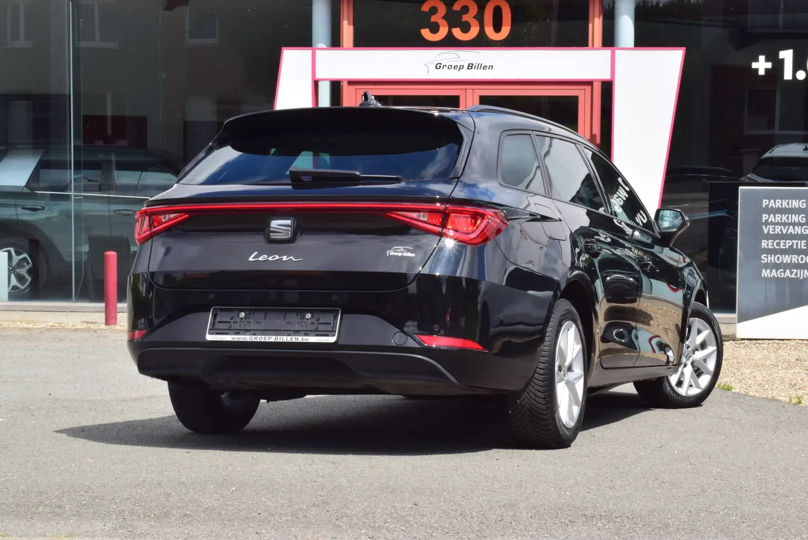 SEAT Leon ST NAVIGATIE - LED - CARPLAY - PARK ASSIST - ALU - 2