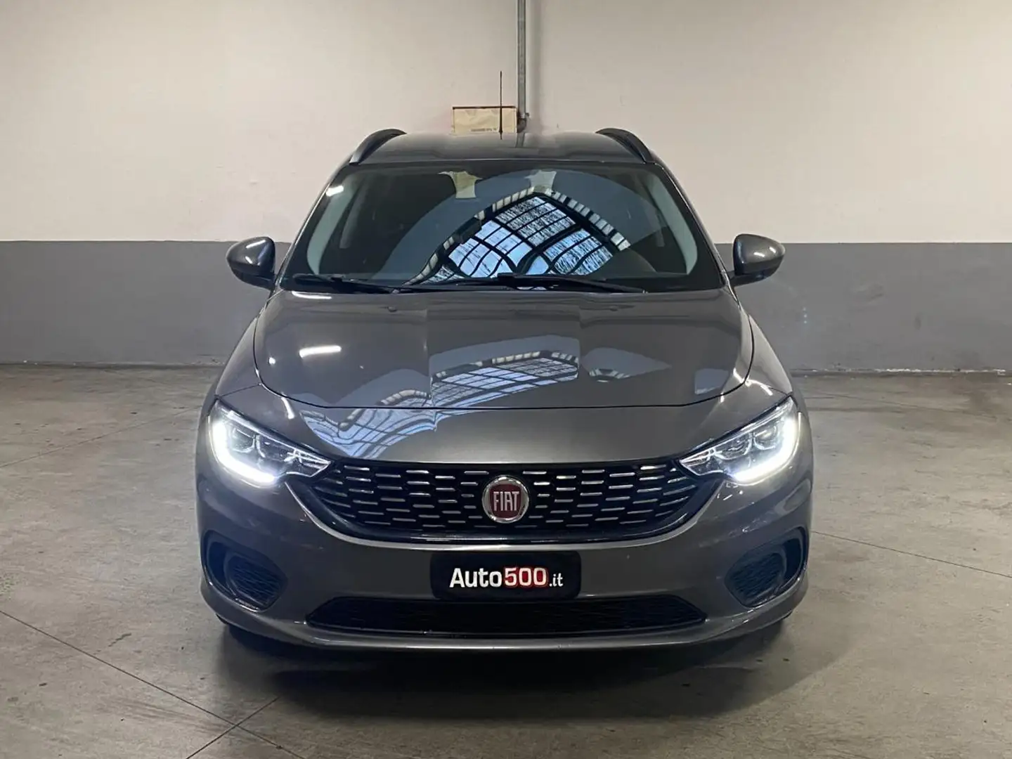Fiat Tipo 1.4 SW Easy Gris - 1