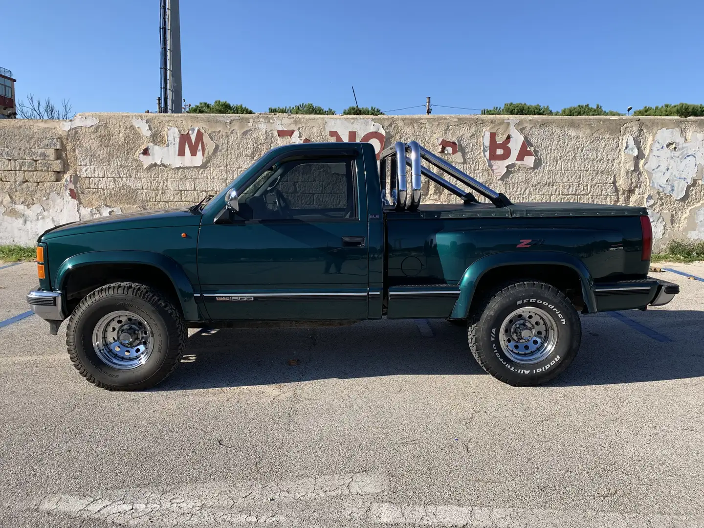 GMC Sierra Z71 OFF ROAD Verde - 1