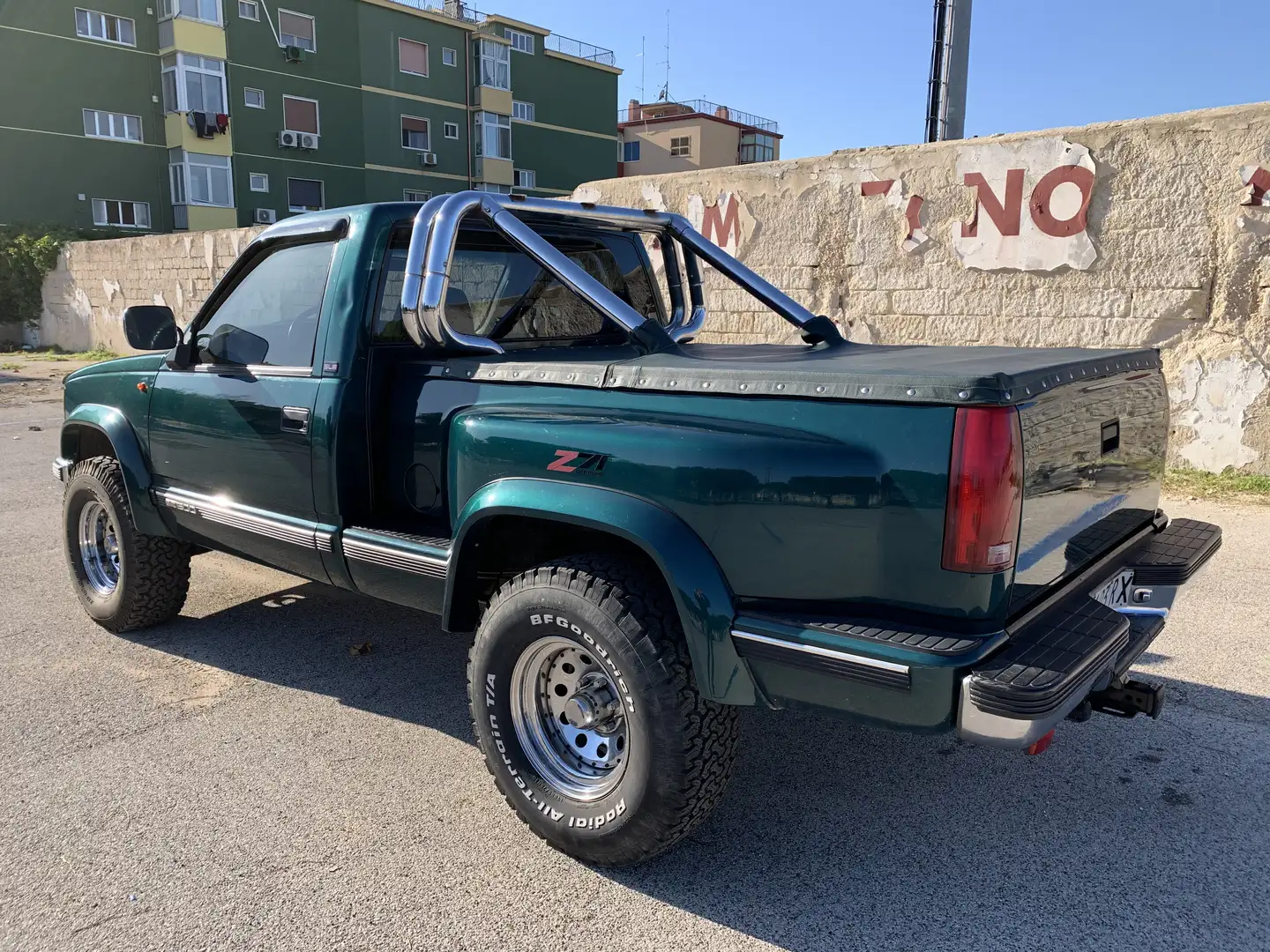 GMC Sierra Z71 OFF ROAD Verde - 2