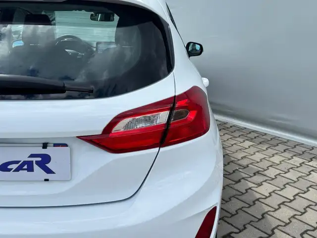 Ford Fiesta view 14