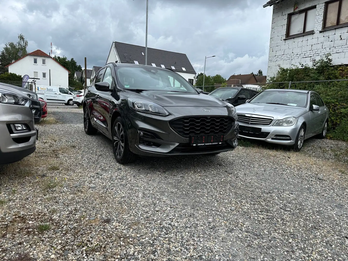 Ford Kuga ST-Line X Grijs - 1