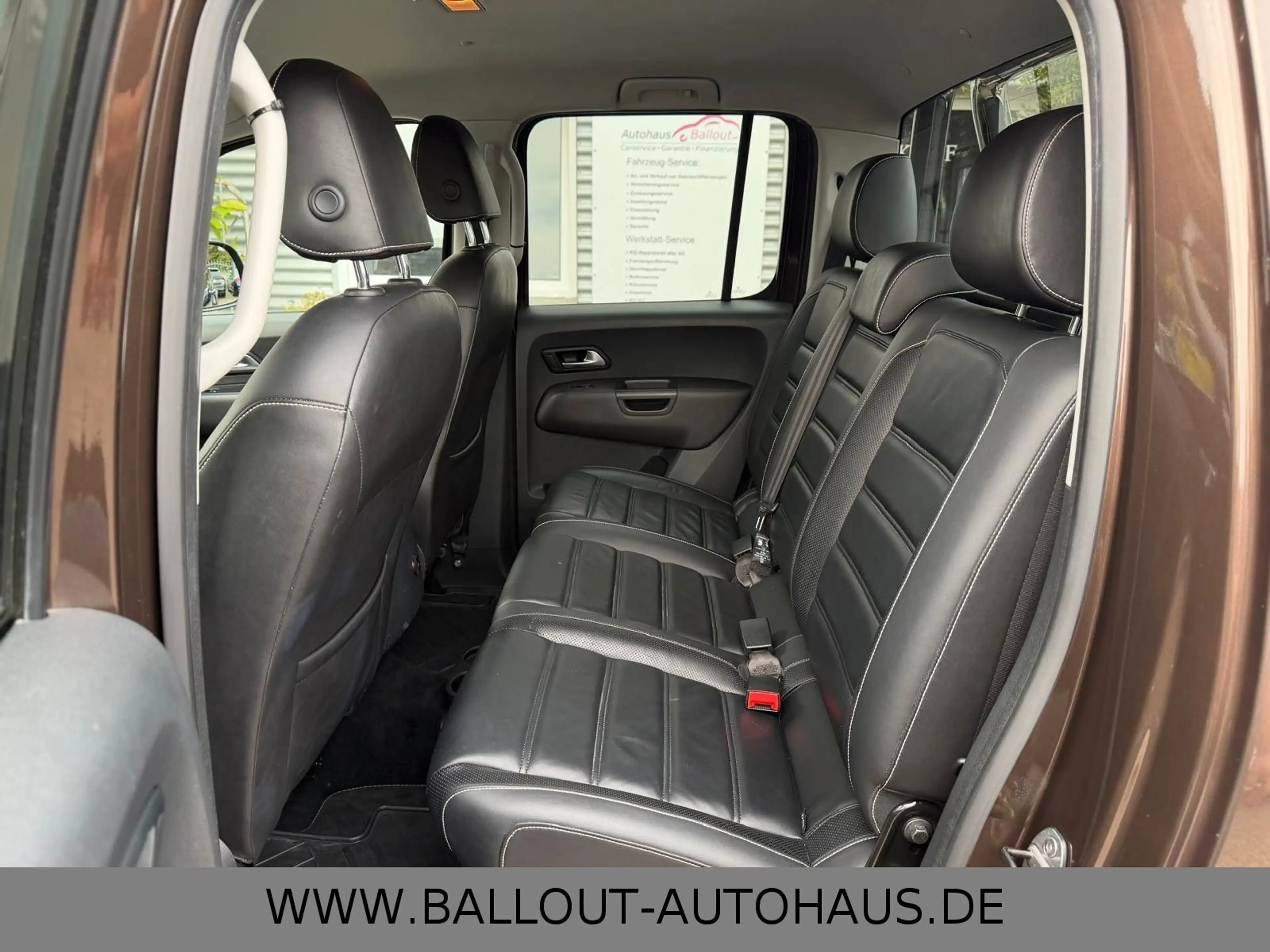 Volkswagen Amarok Aventura 4Motion*AHK*KLIMA*NAVI*LEDER*TEM — photo 11