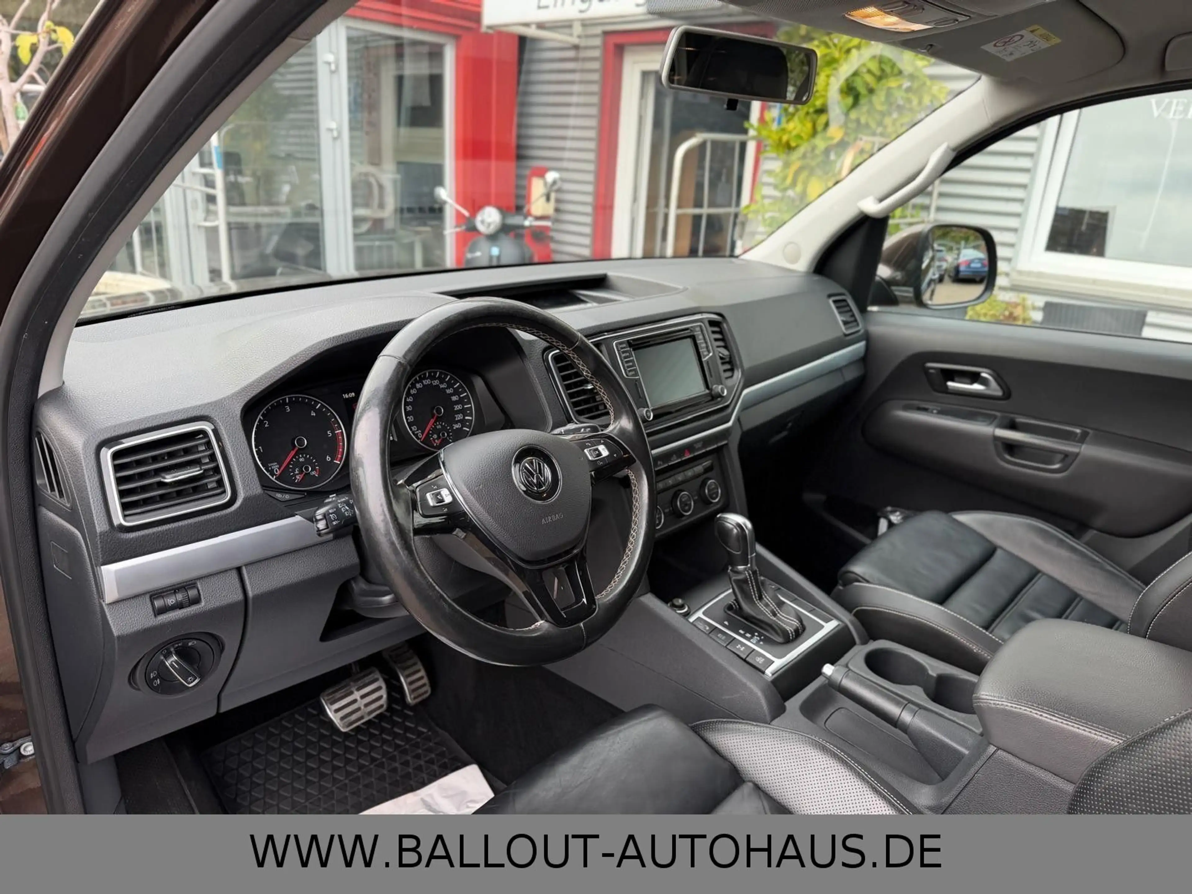 Volkswagen Amarok Aventura 4Motion*AHK*KLIMA*NAVI*LEDER*TEM — photo 10