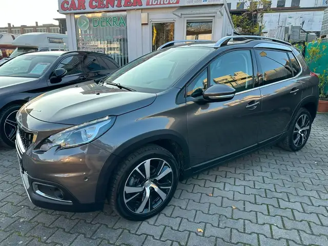Peugeot 2008 Allure PANO/LEDER/NAVI