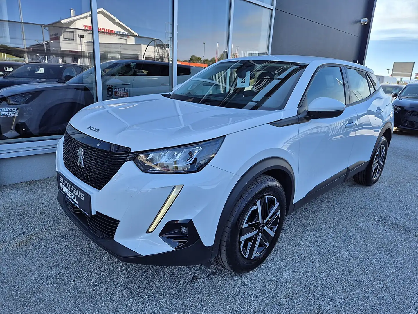 Peugeot 2008 1.2 PureTech 100 Active Pack (EURO 6d) Weiß - 1