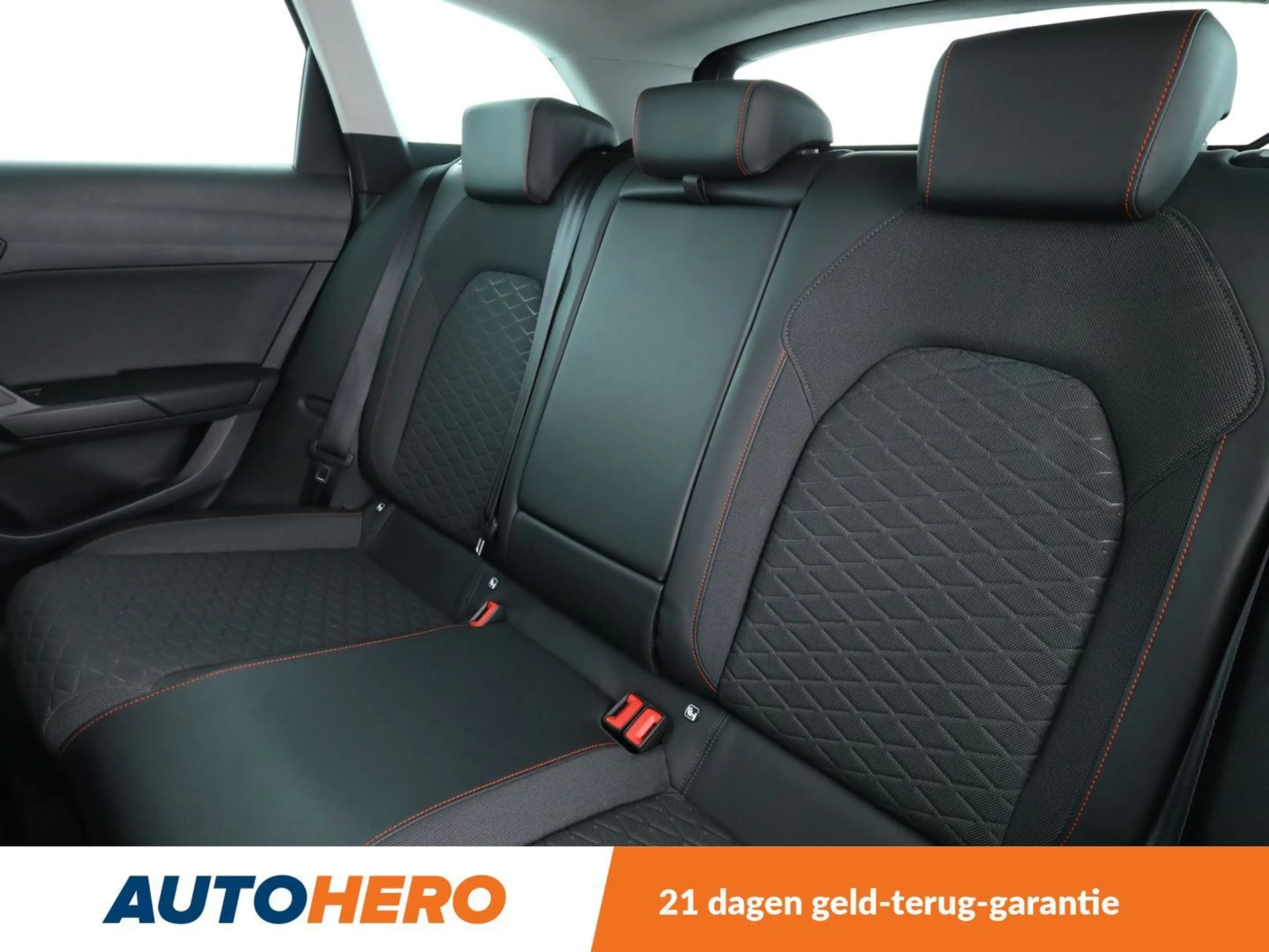 SEAT Leon e-Hybrid 1.4 TSI e-HYBRID FR — photo 14