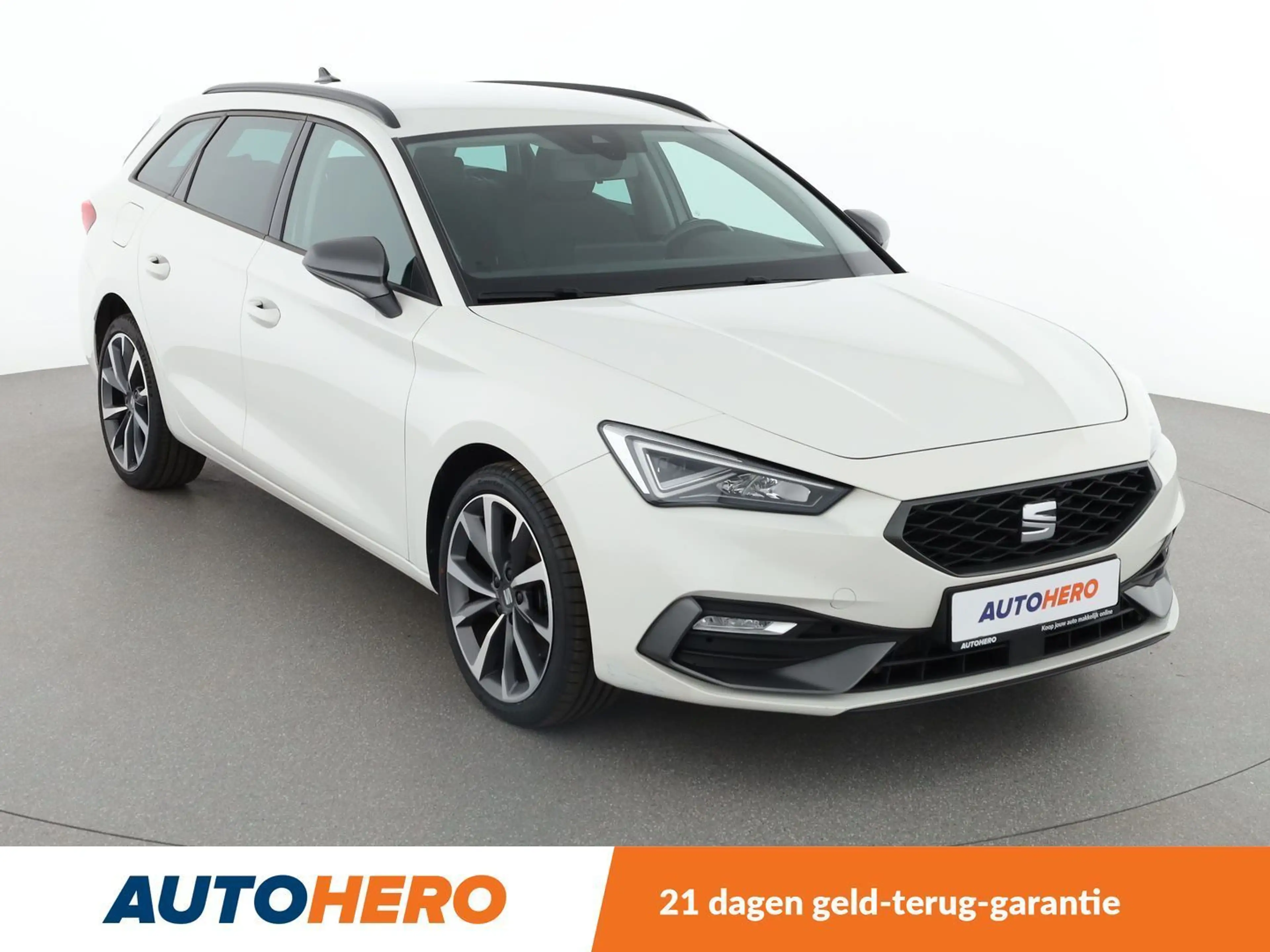 SEAT Leon e-Hybrid 1.4 TSI e-HYBRID FR — photo 8