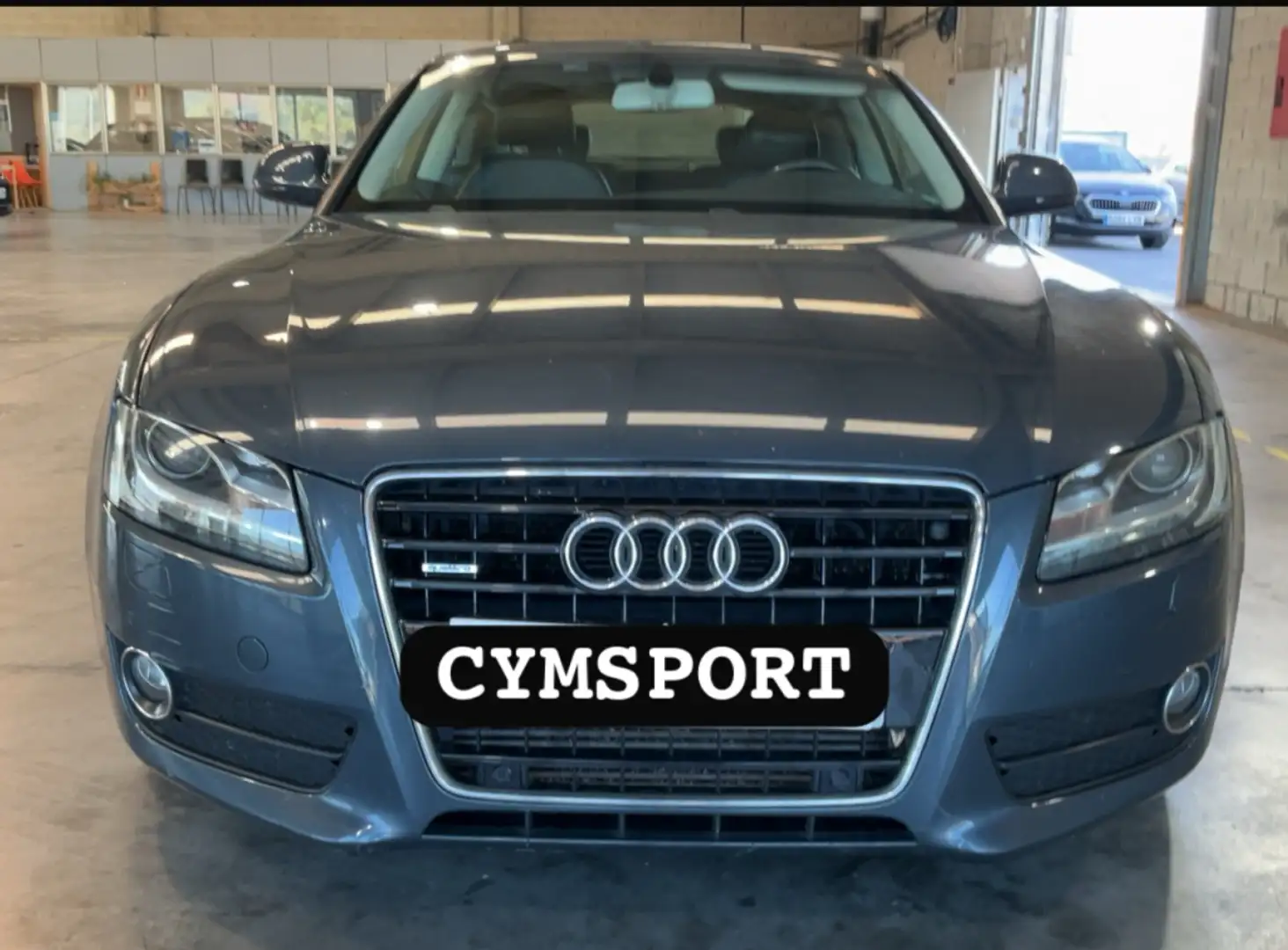 Audi A5 Coupé 3.0TDI quattro Gris - 2