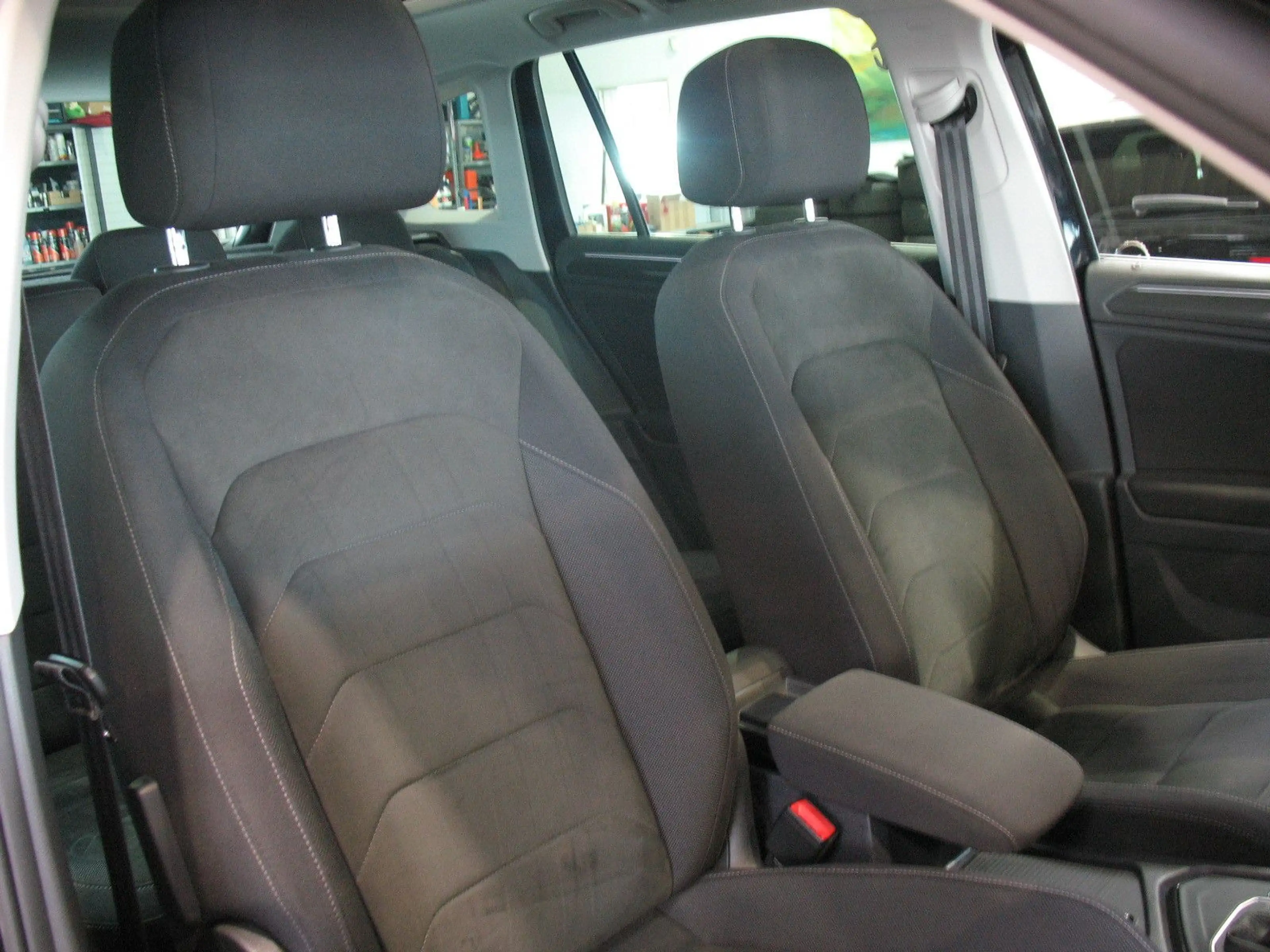 Volkswagen Tiguan 1.4 TSI ACT BMT DSG Comfortline *AHK*SHD* — photo 8