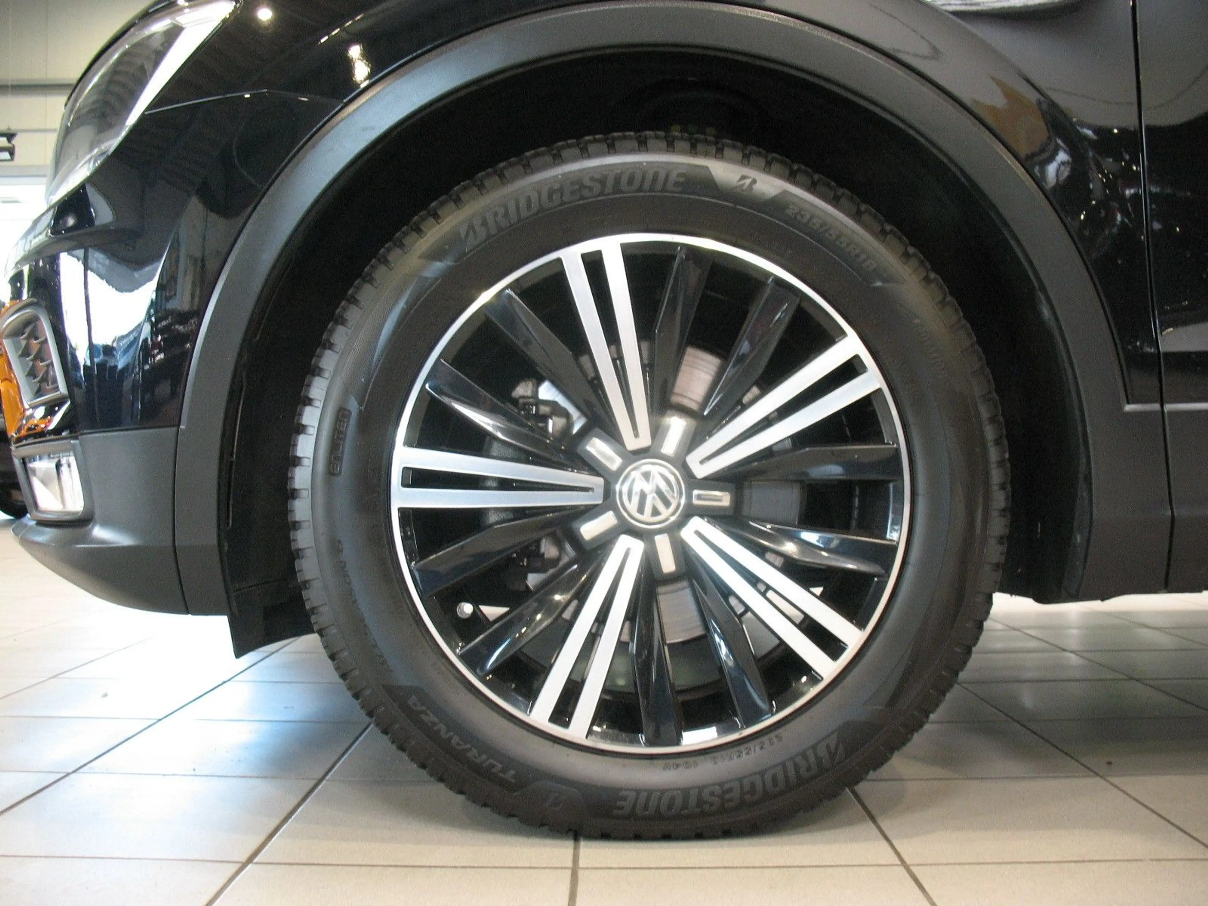 Volkswagen Tiguan 1.4 TSI ACT BMT DSG Comfortline *AHK*SHD* — photo 5