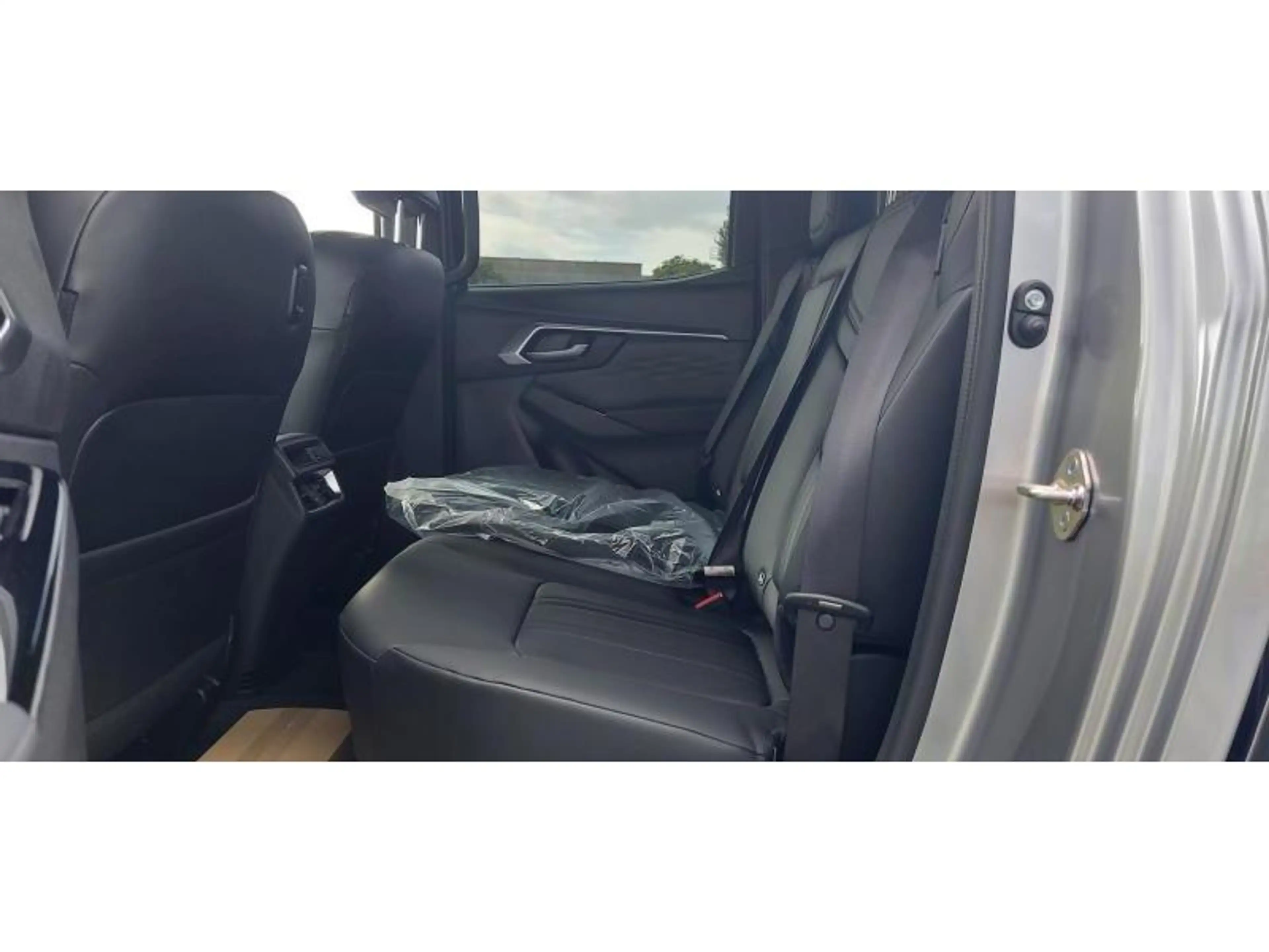 Isuzu D-Max LSX 2.2TD AT8 Hardtop, Leder,Carplay, Trekhaak — photo 8