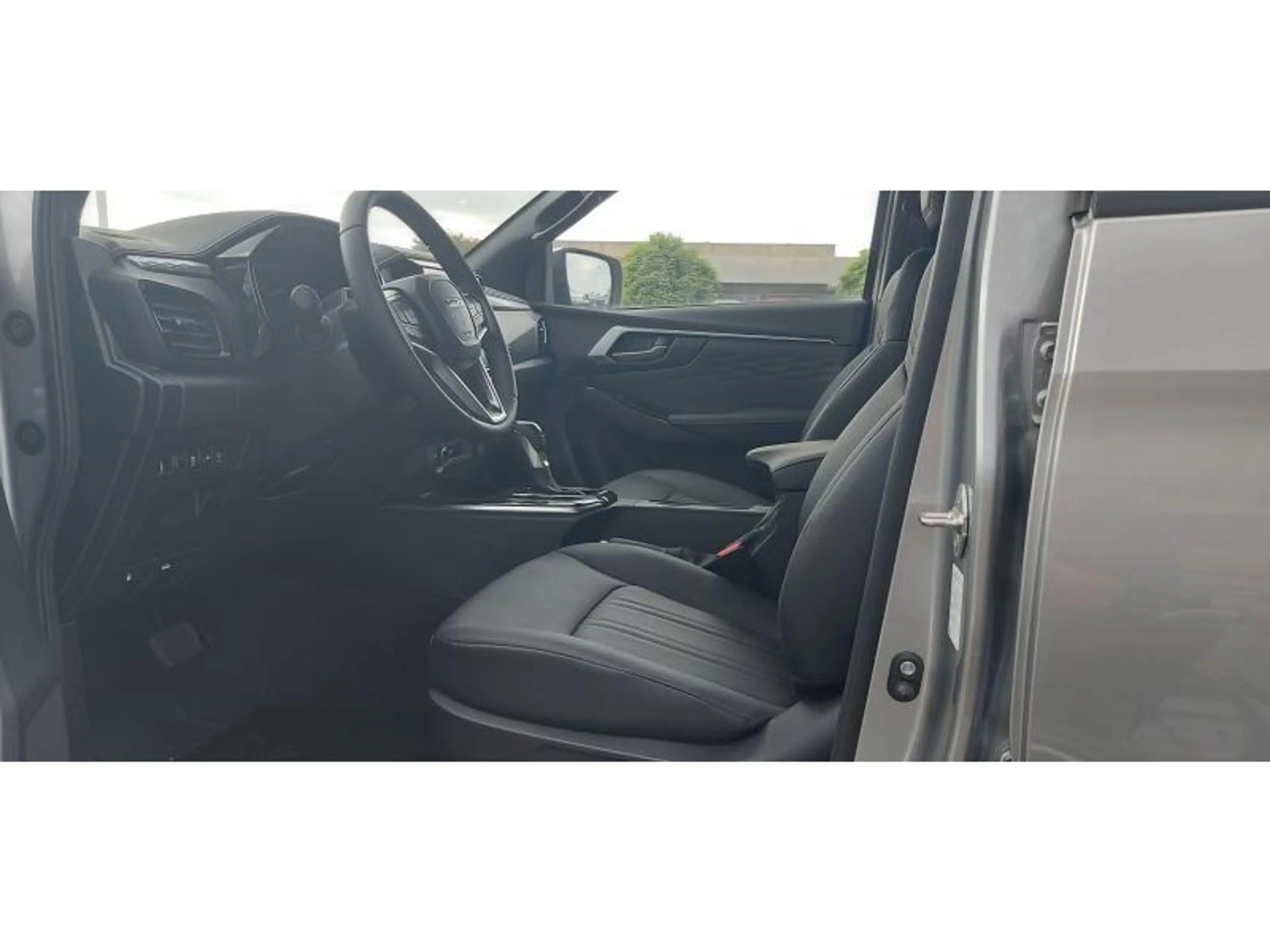 Isuzu D-Max LSX 2.2TD AT8 Hardtop, Leder,Carplay, Trekhaak — photo 9