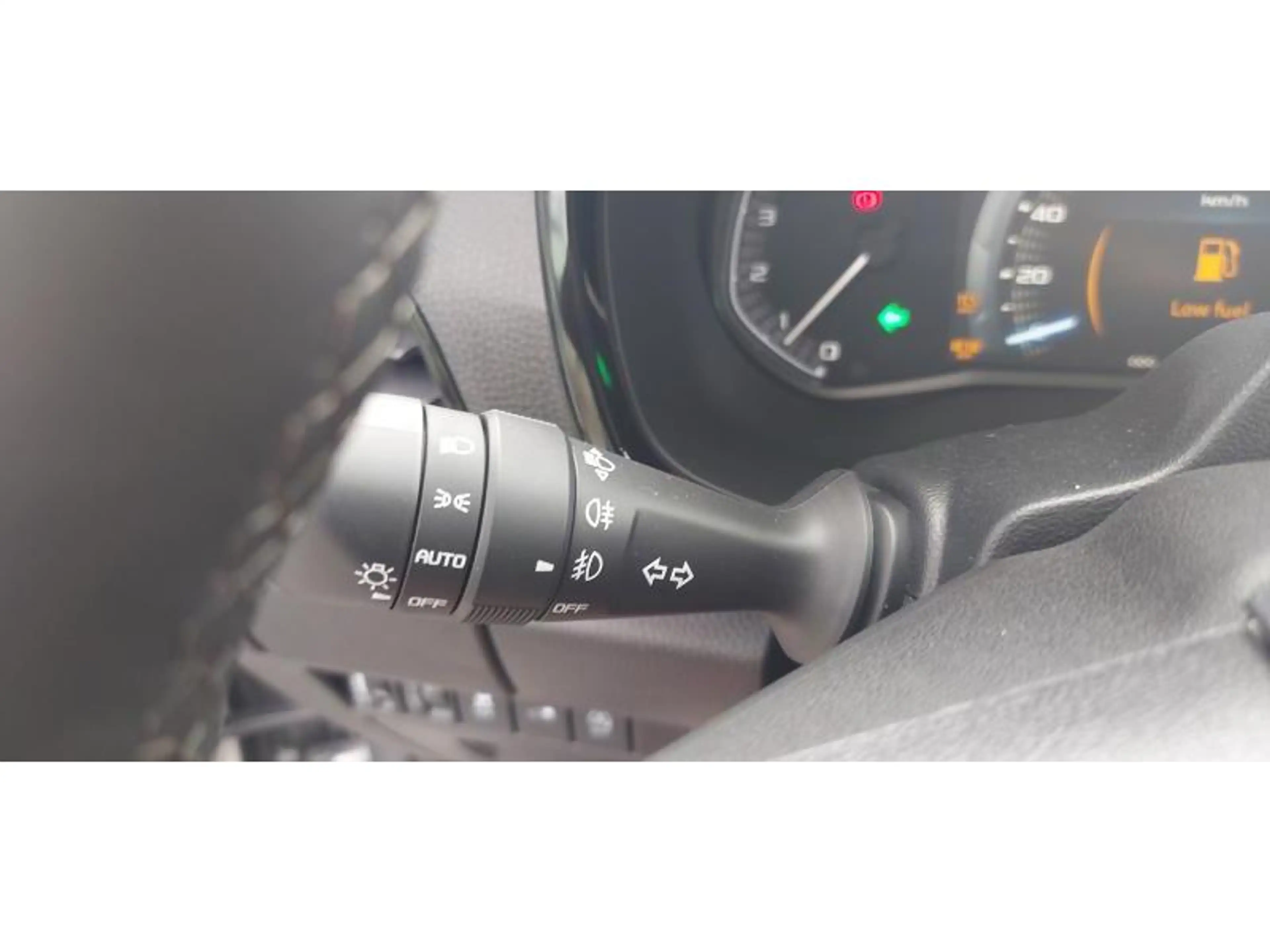 Isuzu D-Max LSX 2.2TD AT8 Hardtop, Leder,Carplay, Trekhaak — photo 11