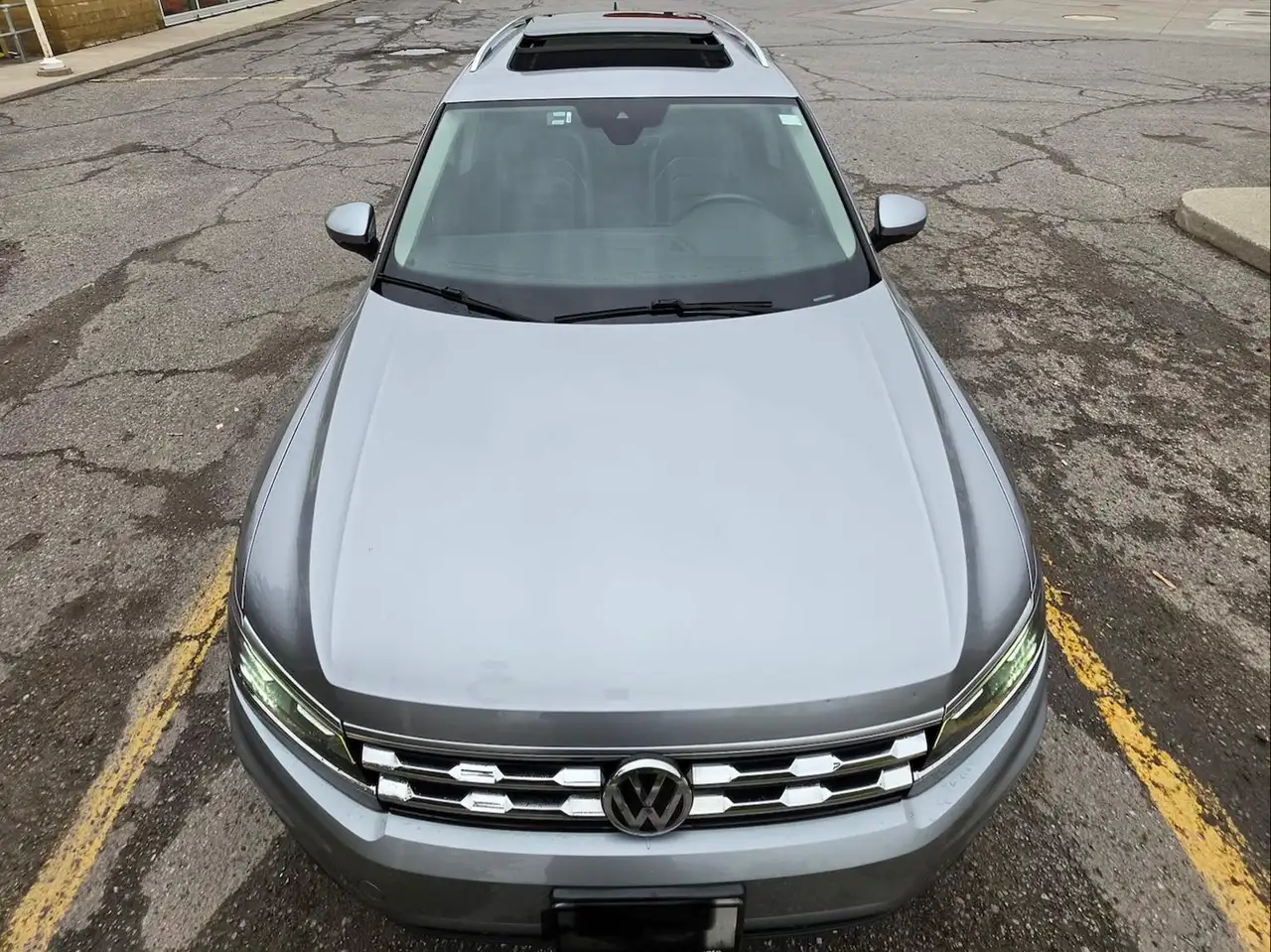 Volkswagen Tiguan снимка Volkswagen Tiguan