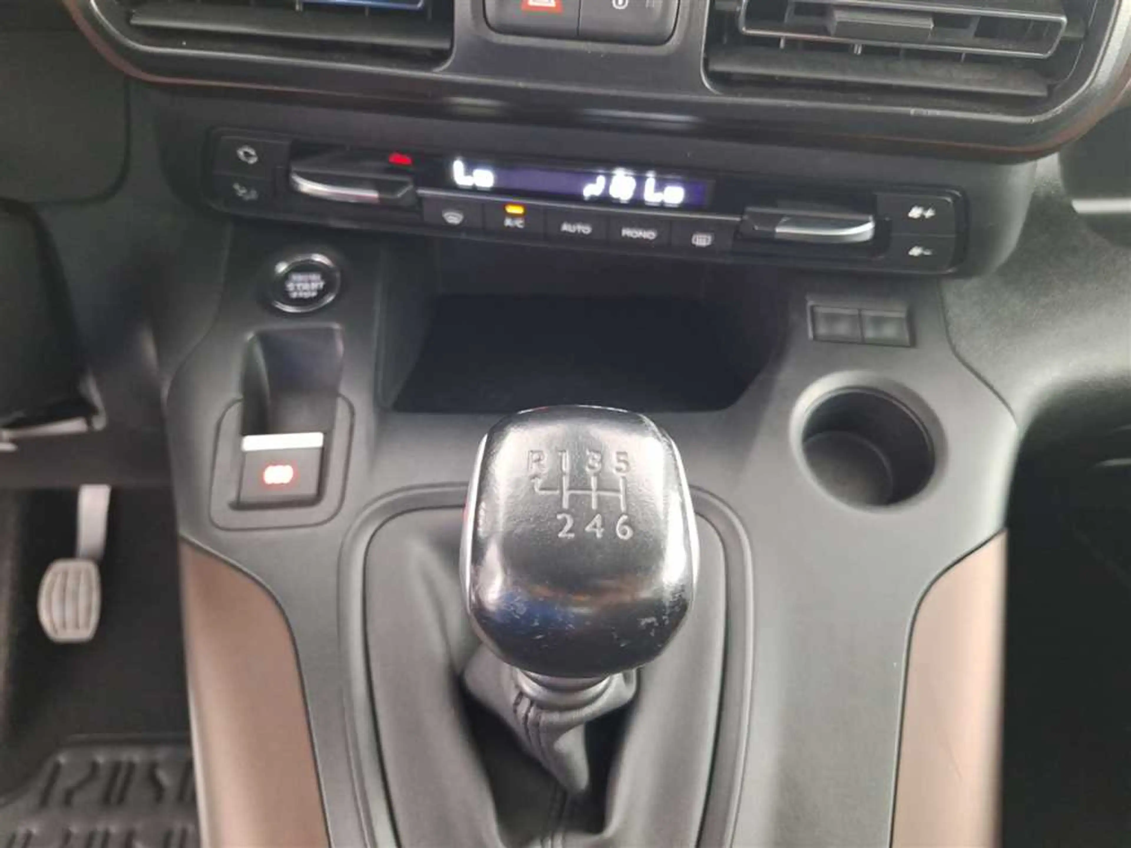 Peugeot Rifter Kombi GT 1.5 BlueHDi — photo 14