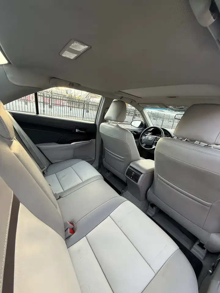Toyota Camry снимка Toyota Camry