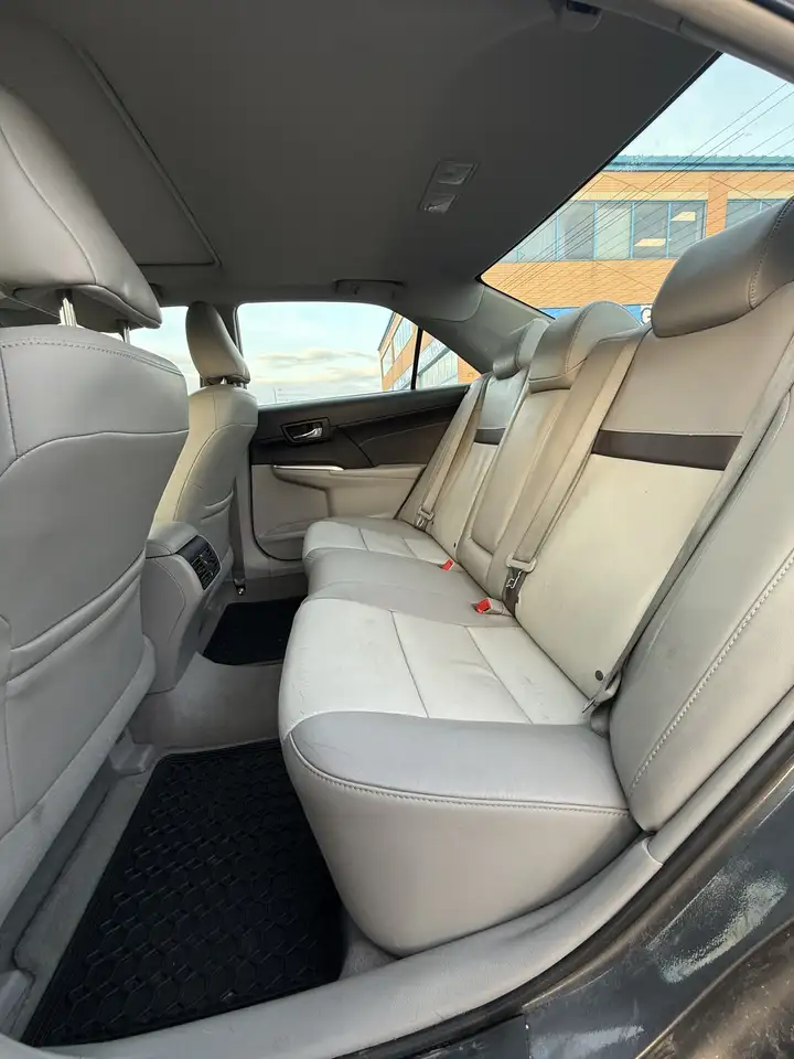 Toyota Camry снимка Toyota Camry